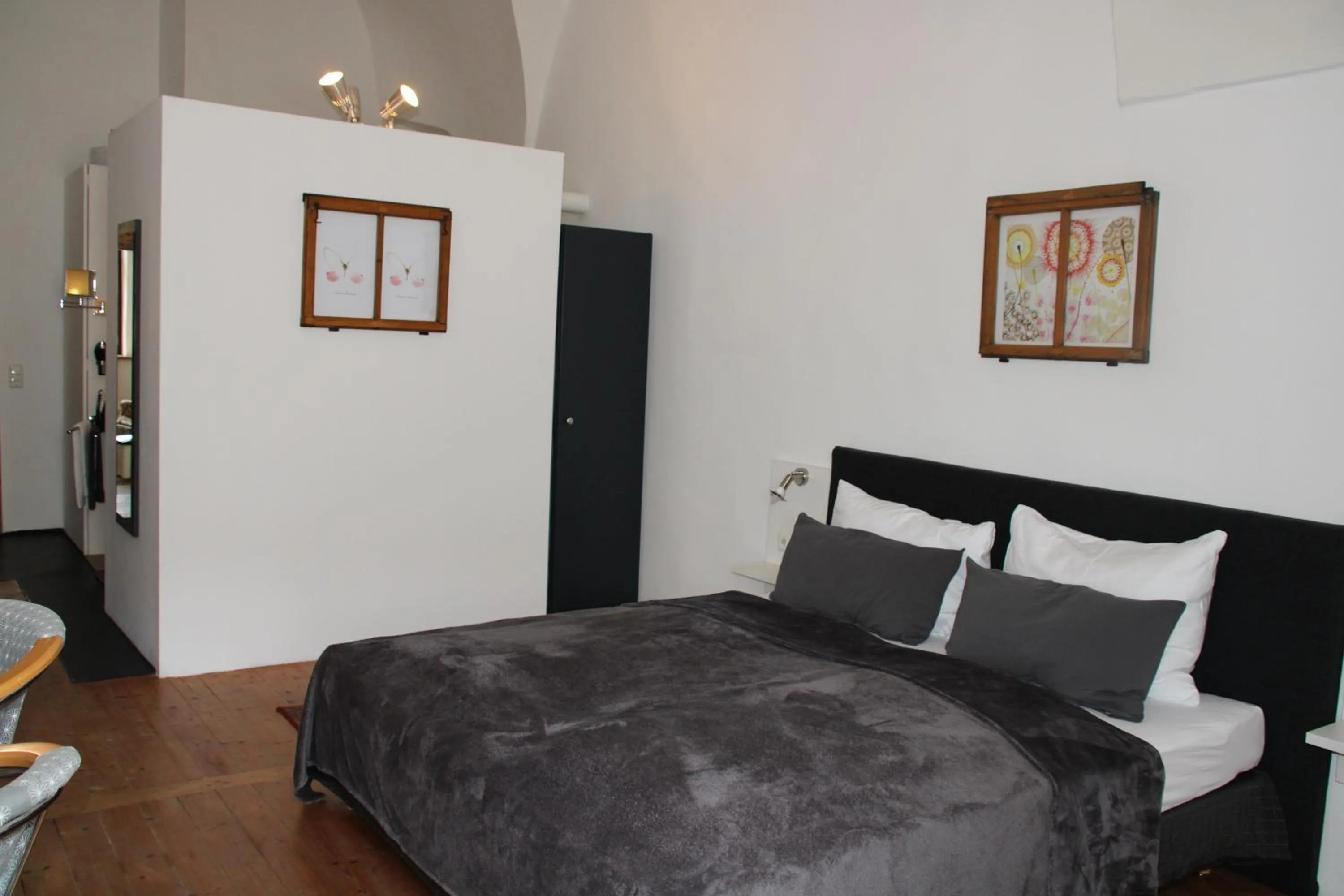 Photo of the whole room, Bed in Hotel im Stift Neuberg