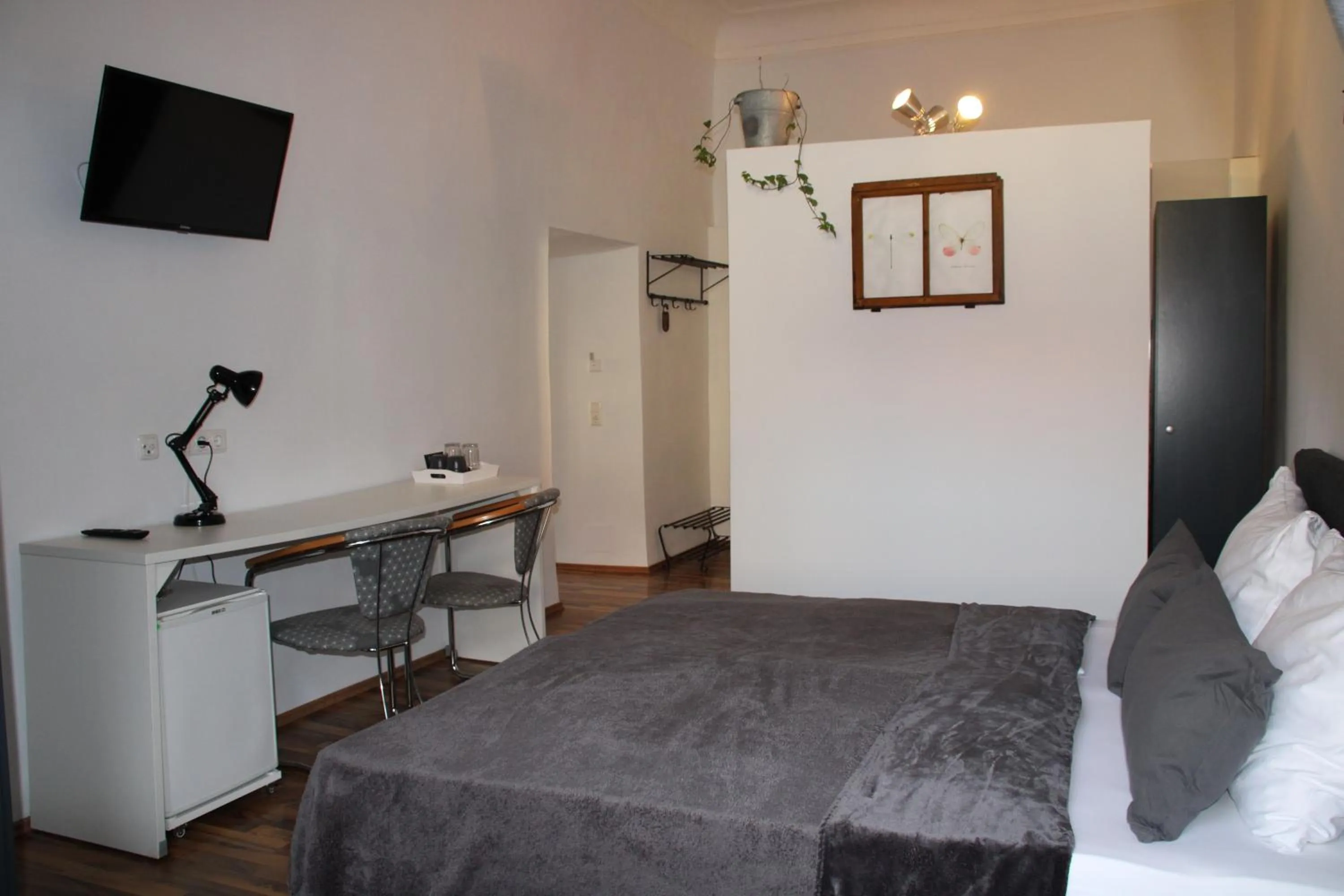 Photo of the whole room, Bed in Hotel im Stift Neuberg