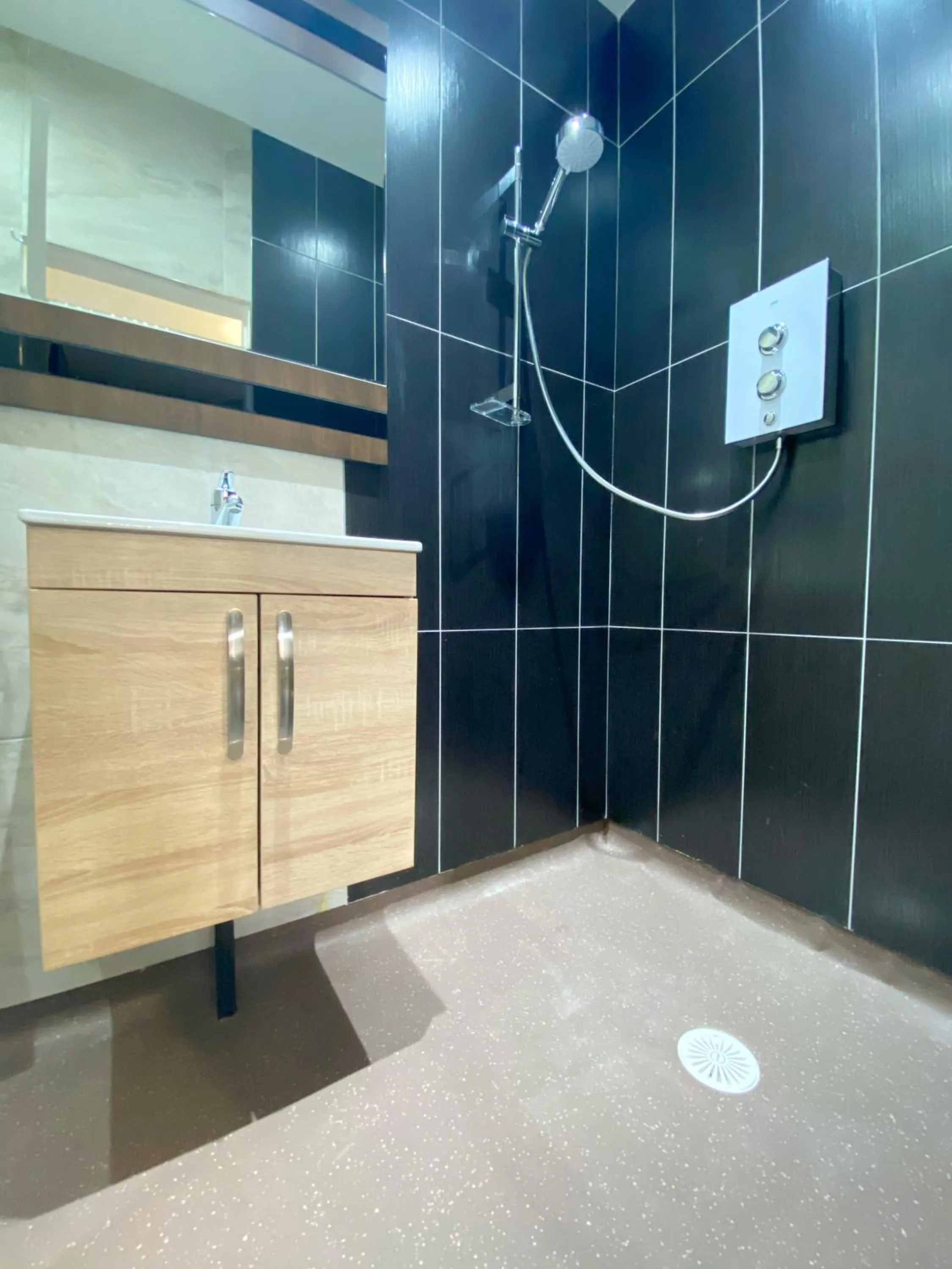 Bathroom in Chelsea Suite Sasco Apartments