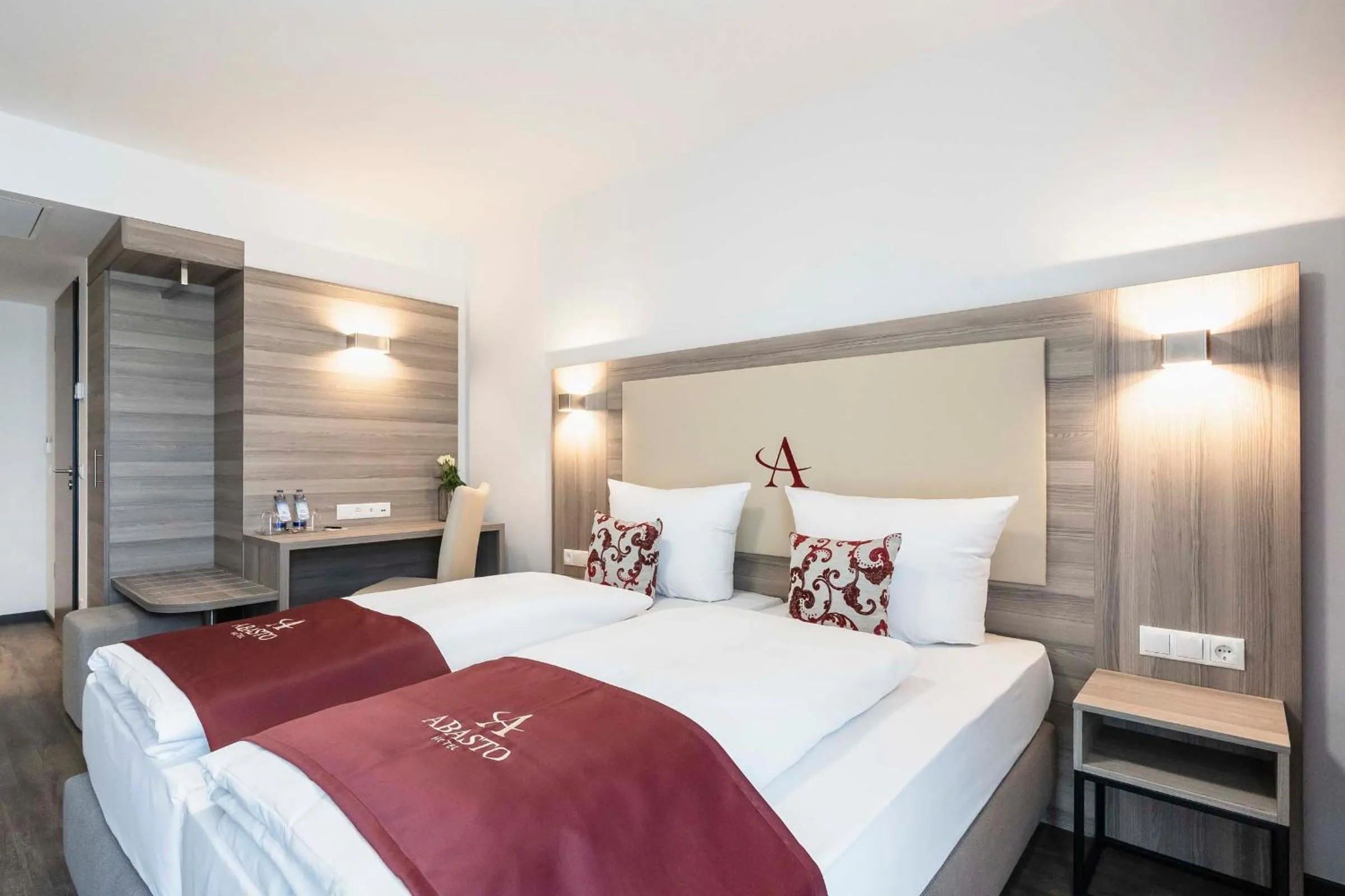 Photo of the whole room, Bed in Abasto Hotel München Feldmoching