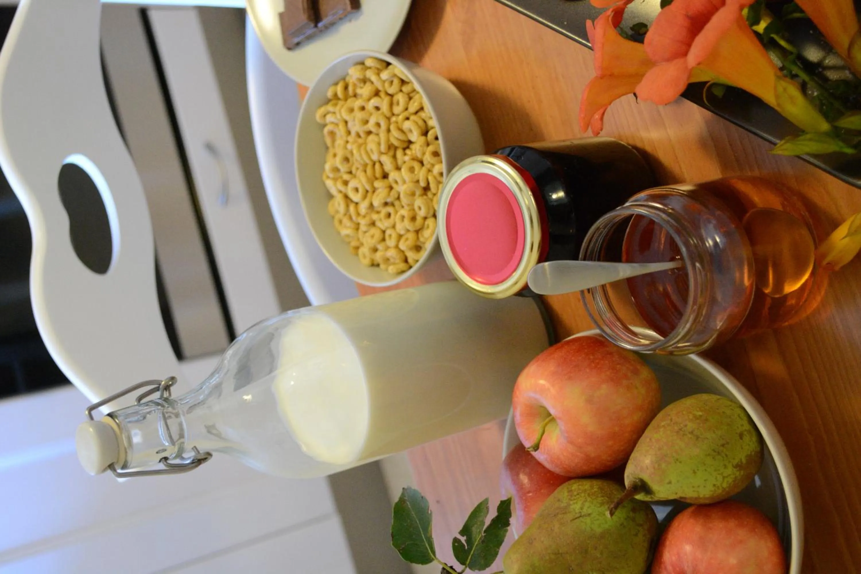 Italian breakfast in Bed & Breakfast Castello Regina