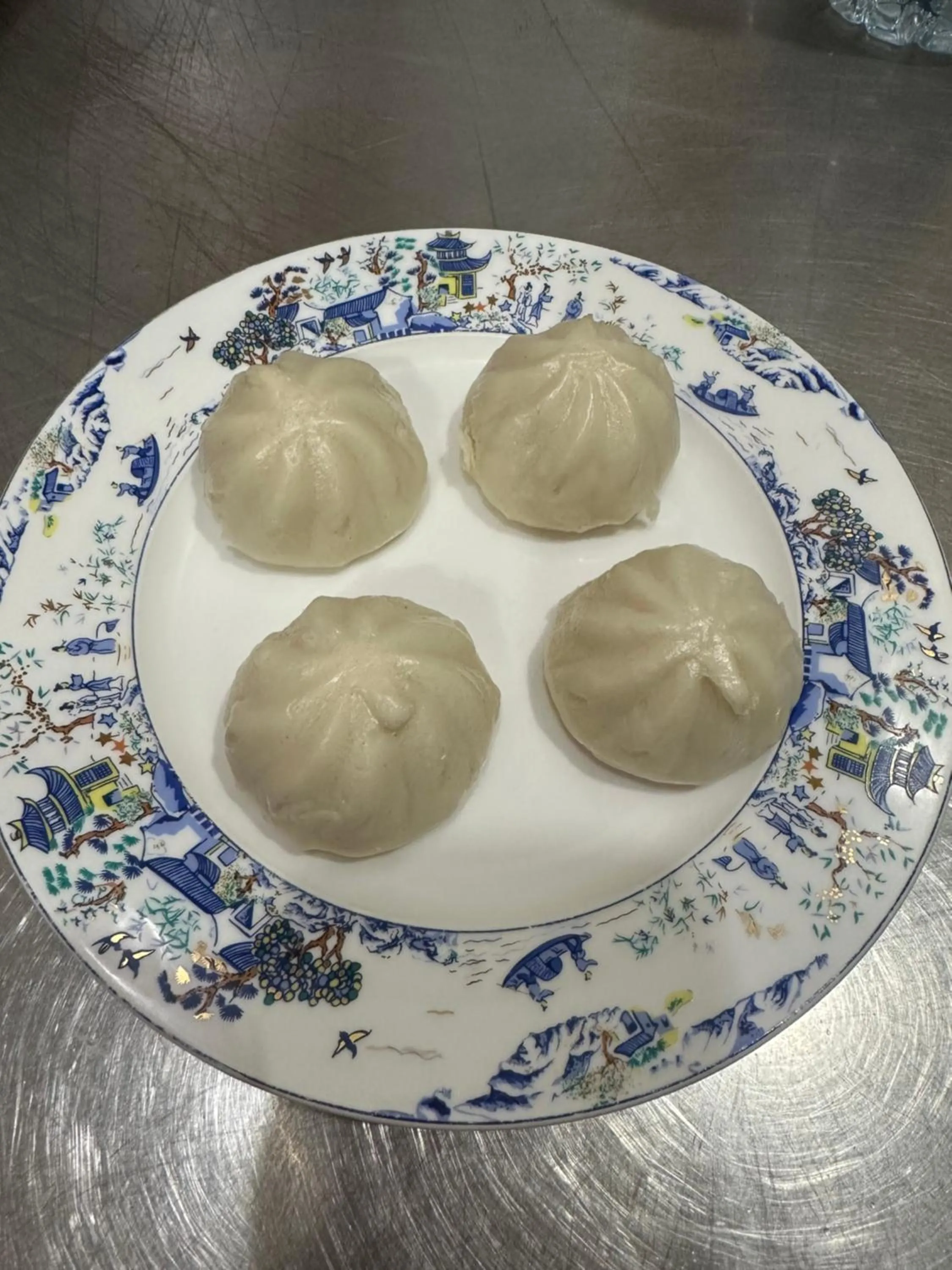 Hostal agripino y Restaurante asiático