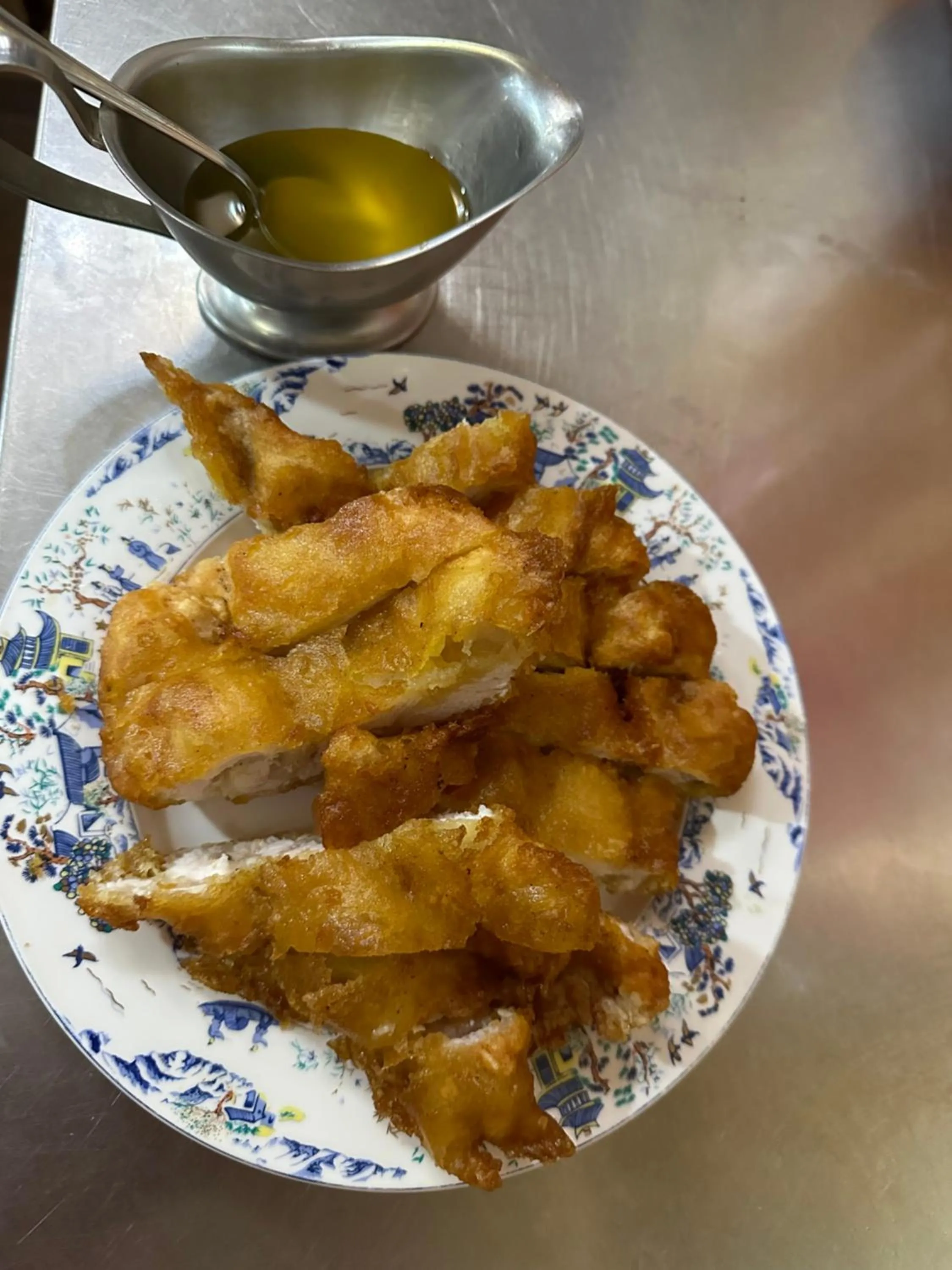 Hostal agripino y Restaurante asiático