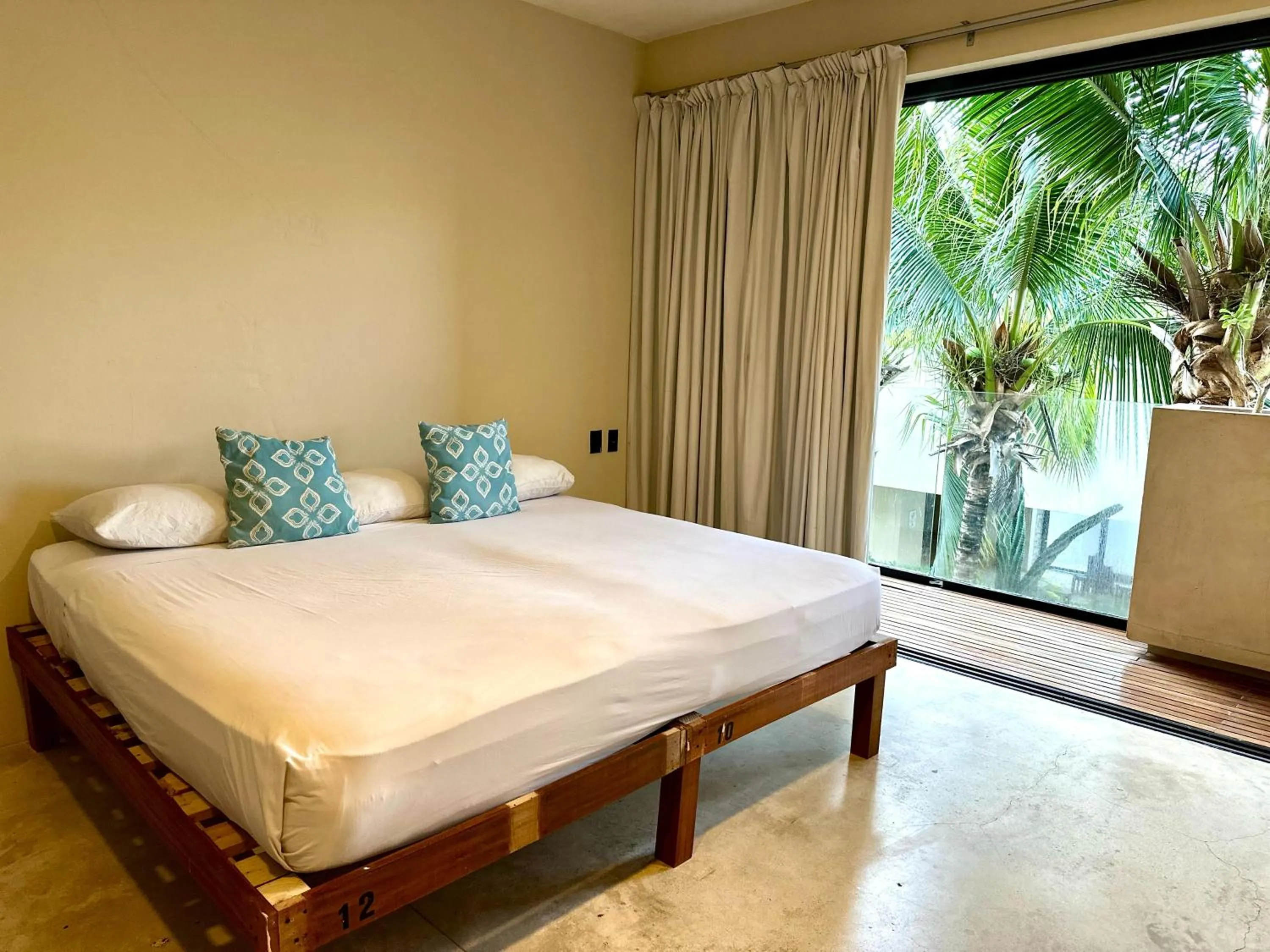 Bedroom, Bed in Moonshine Tulum Hotel & Hostel