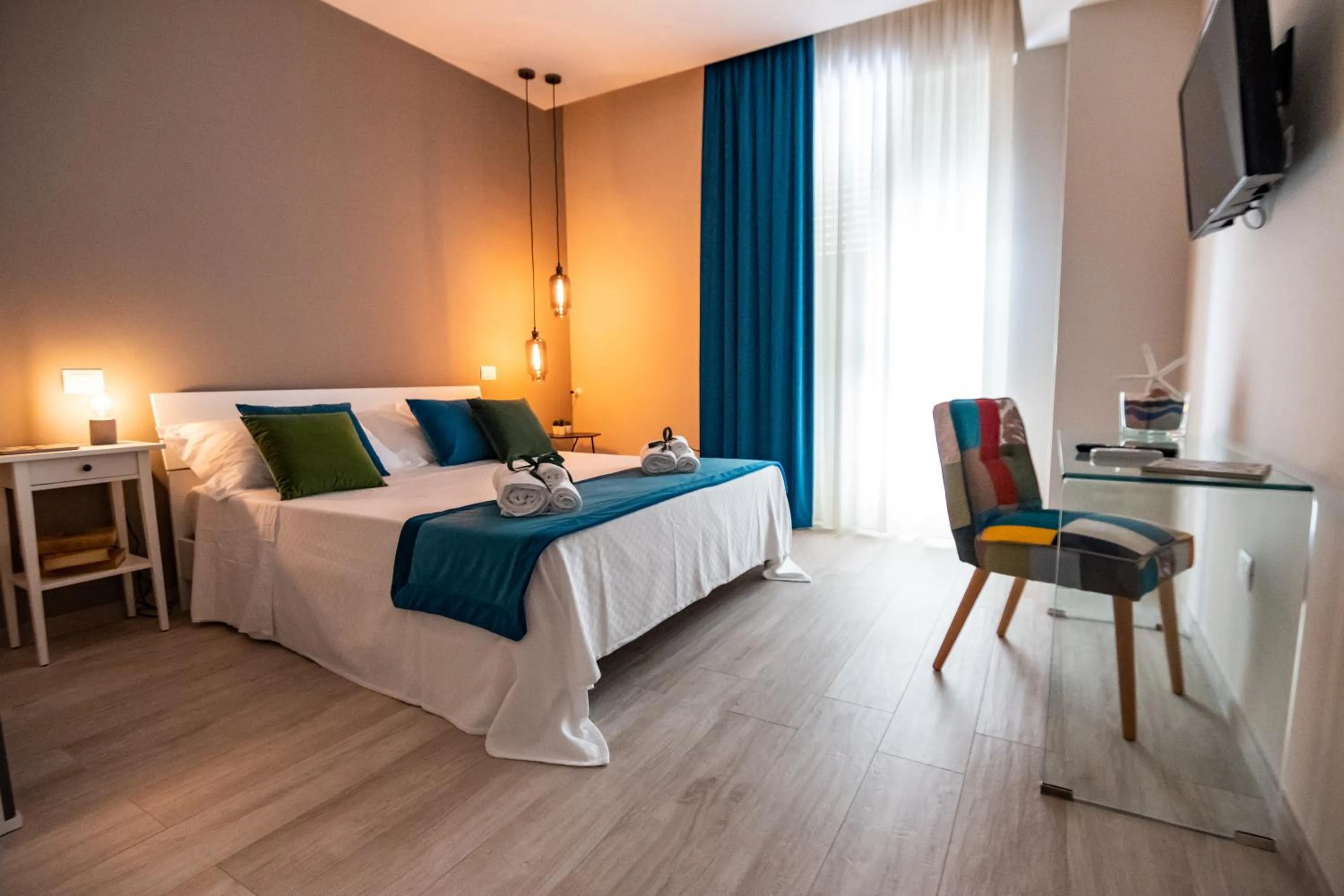 Garden view, Bed in b&b Le Maioliche