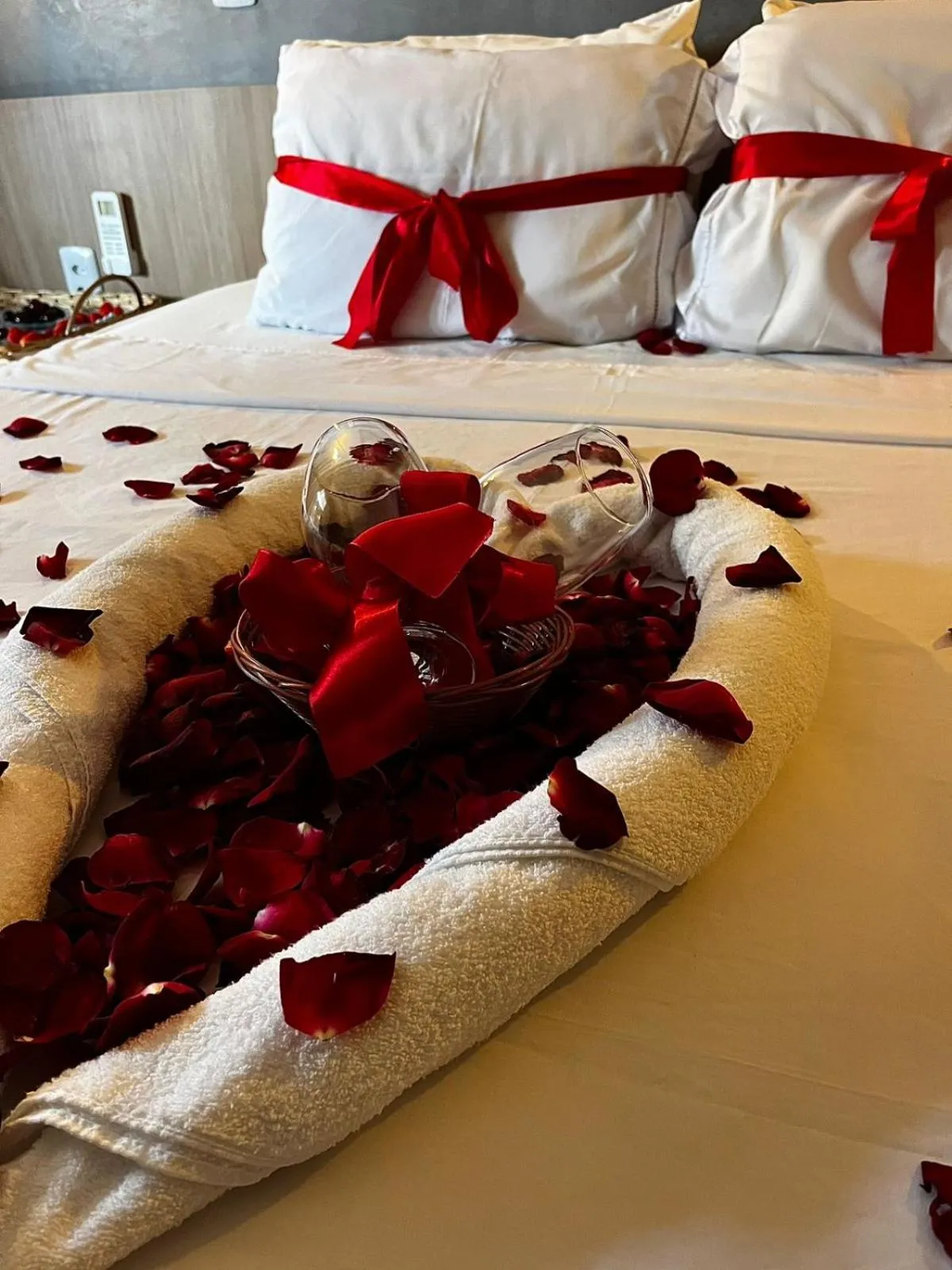 Property building, Bed in Pousada Maré do Francês