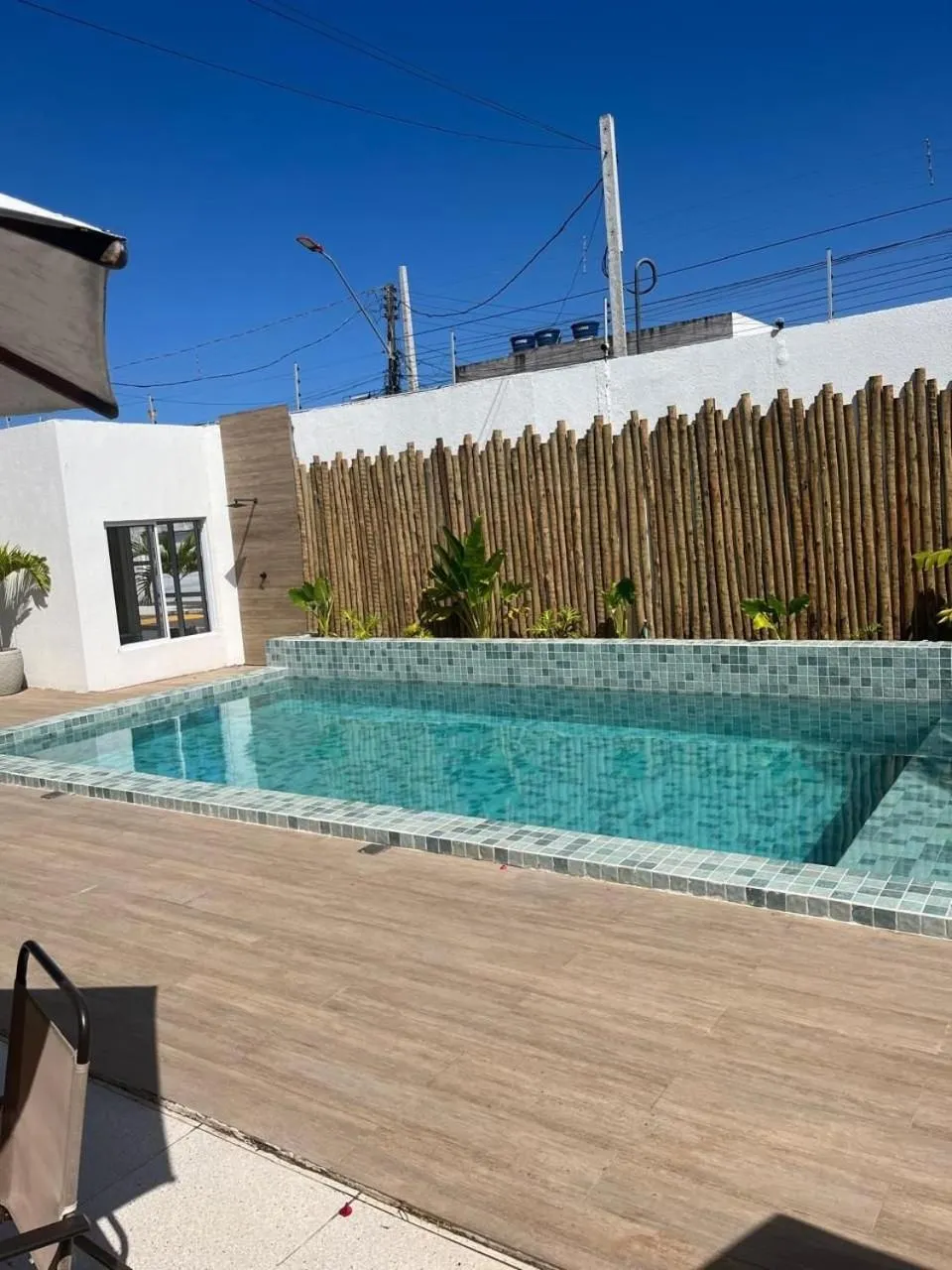 Pool view in Pousada Maré do Francês