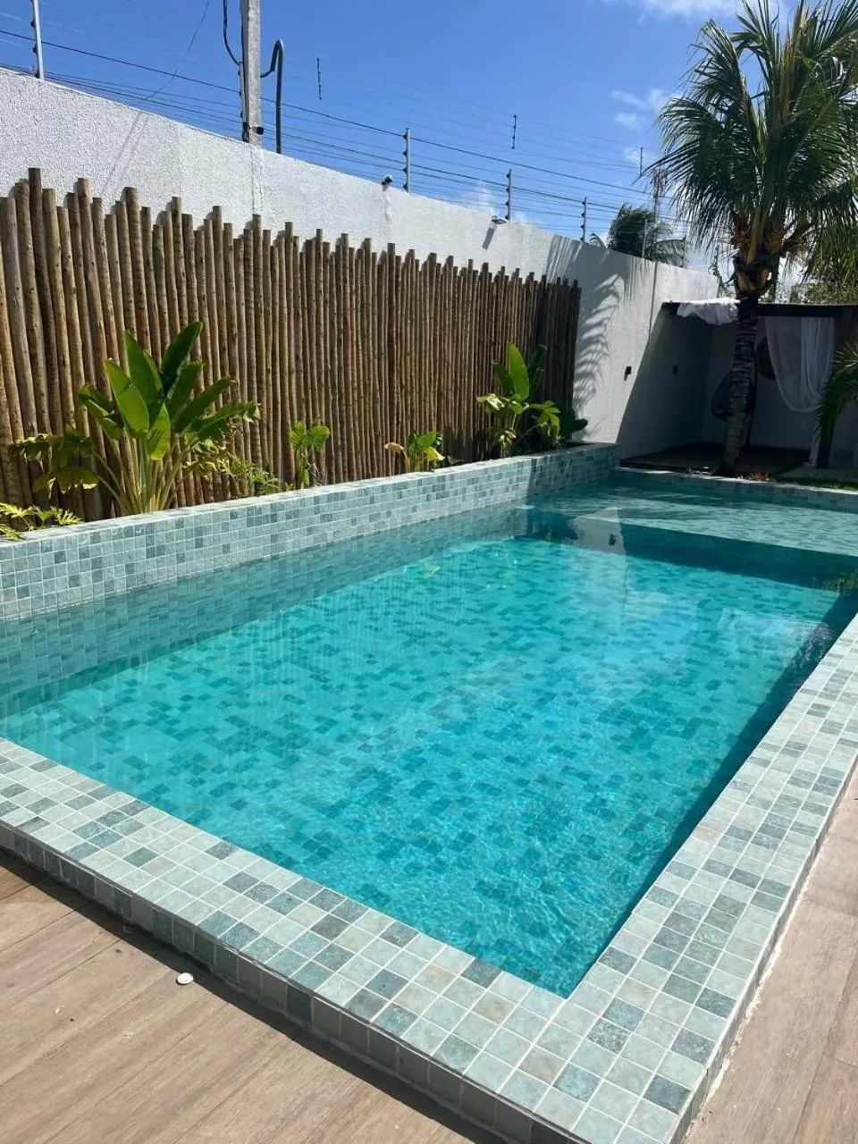 Pool view in Pousada Maré do Francês