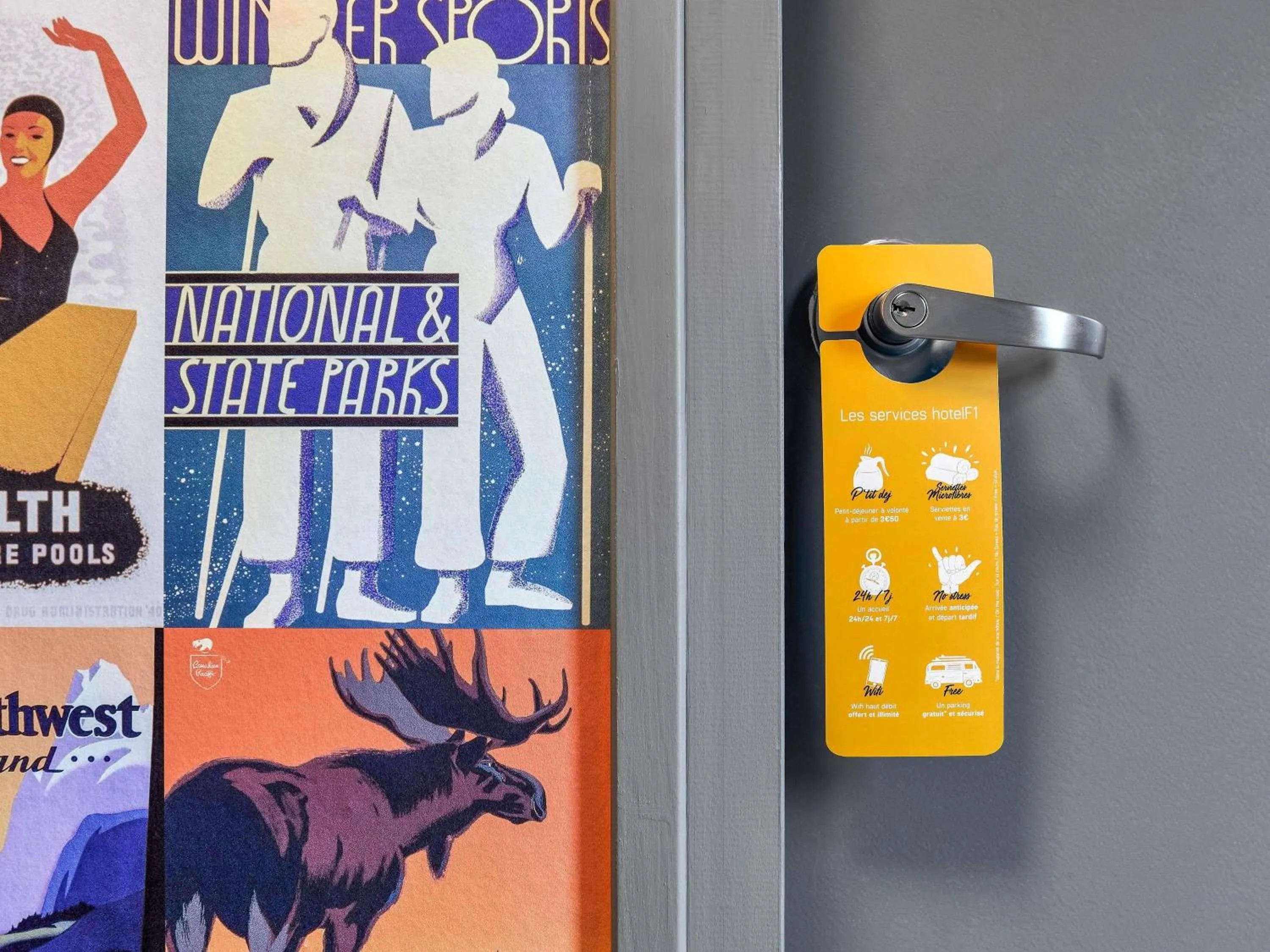 Bedroom in hotelF1 Paris Gennevilliers, 4 Rue Georges Corète 92230 Gennevilliers