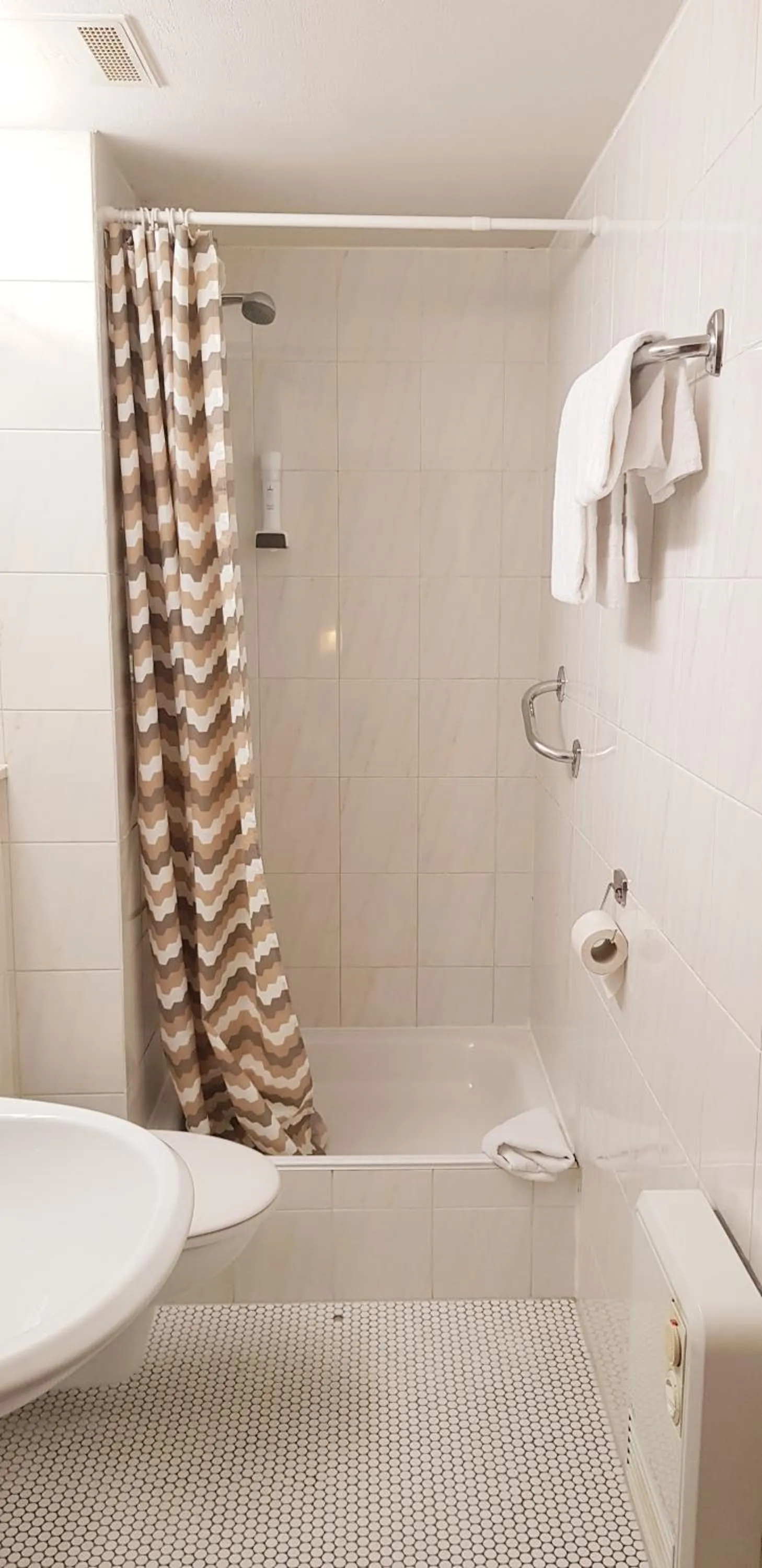 Bathroom in Hotel Baeren