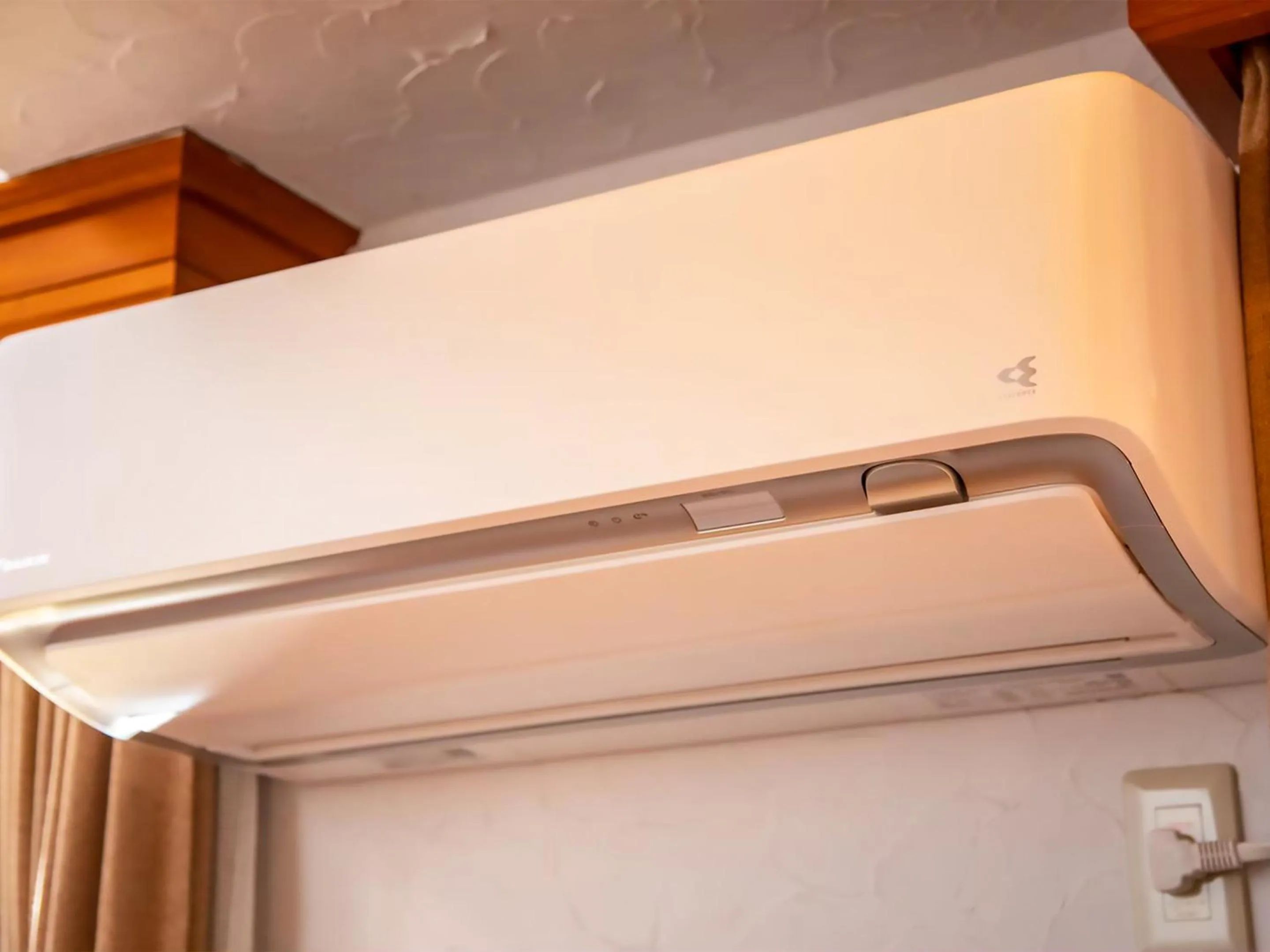 Area and facilities in MOON GLOW