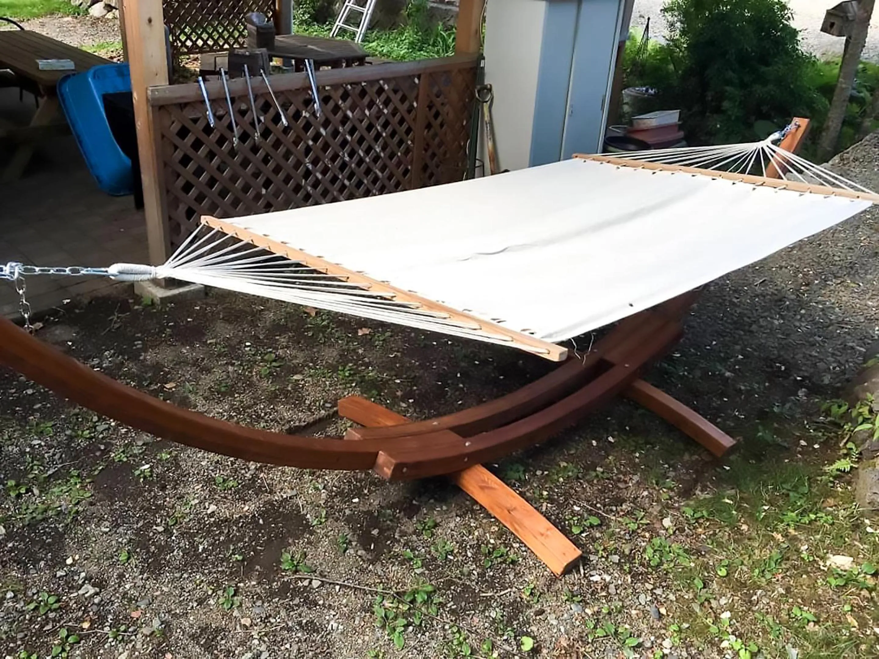 Area and facilities in MOON GLOW