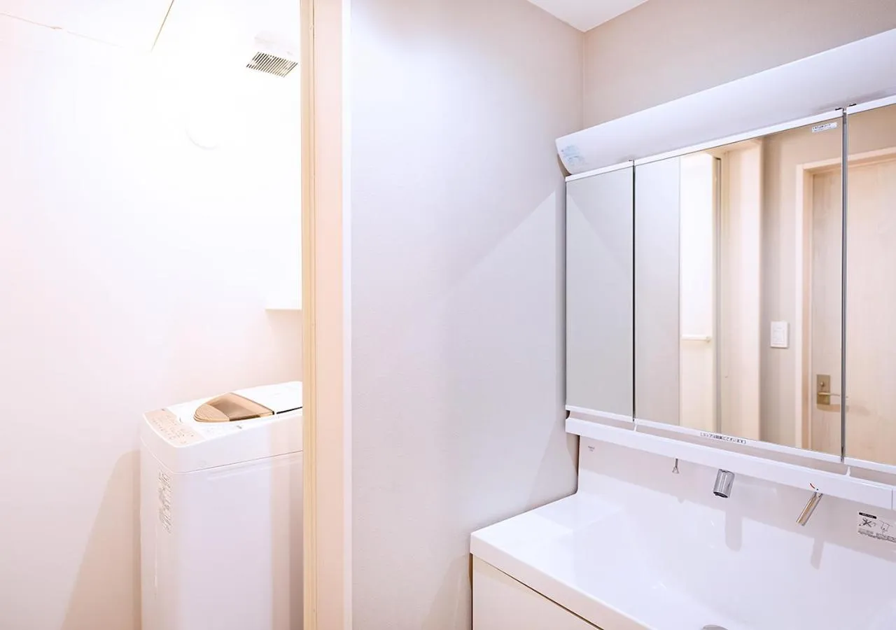 Bathroom in Ecot Irabu Bridge Premier