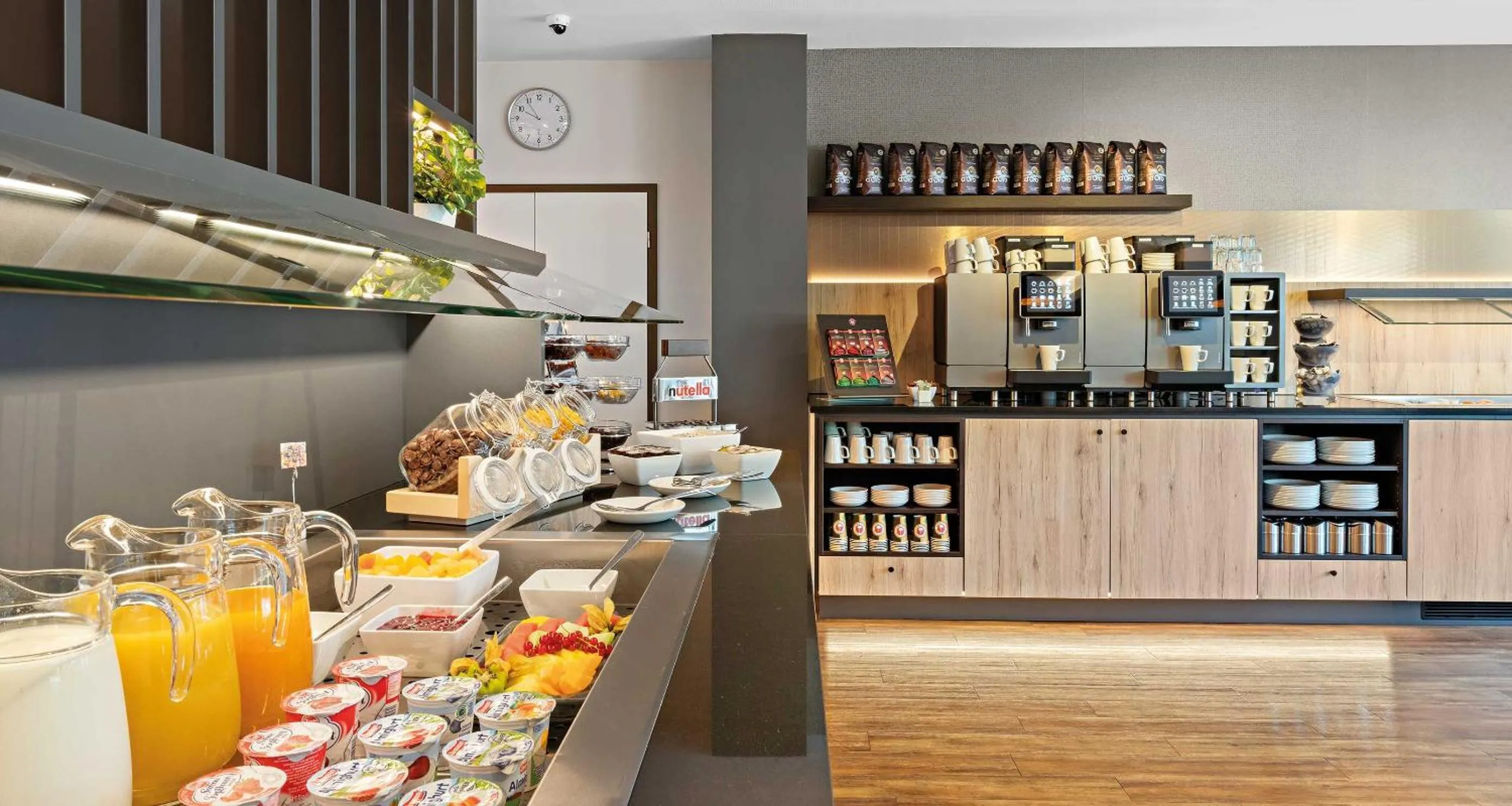 Breakfast in Hotel Newton Heilbronn