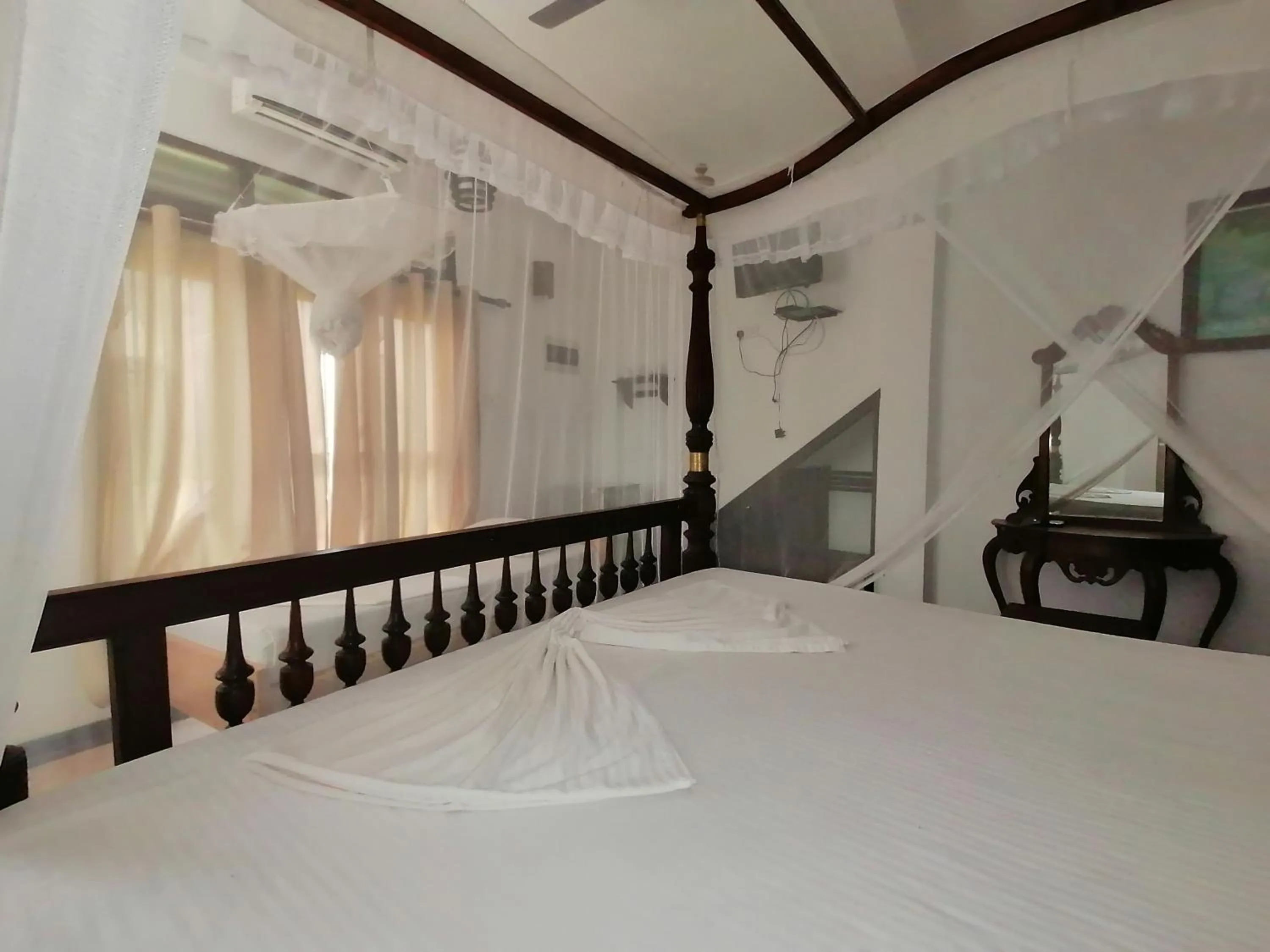 Bedroom, Bed in Seaview Deepal villa