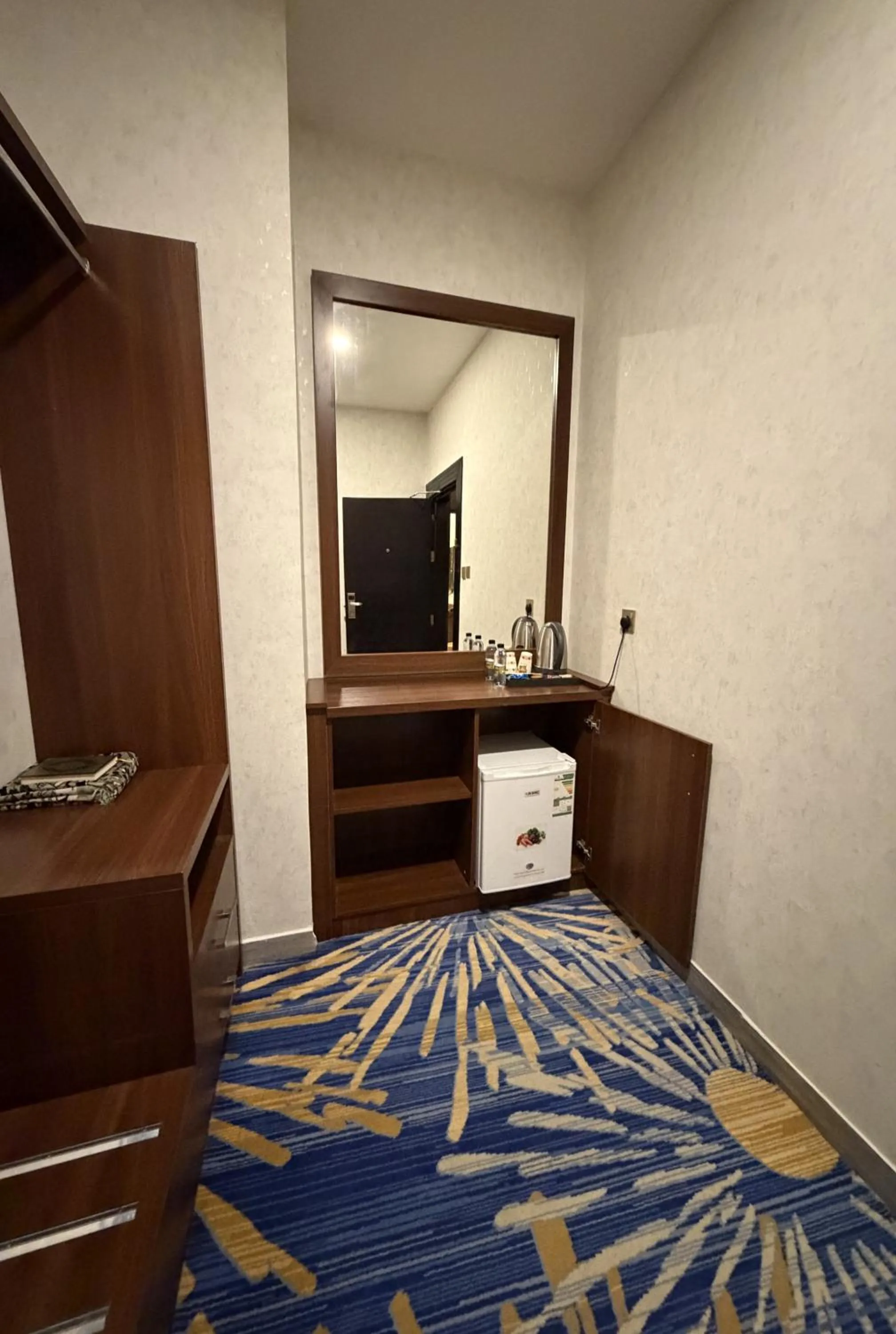 Photo of the whole room, Bed in Holiday Al Khaleej Hotel