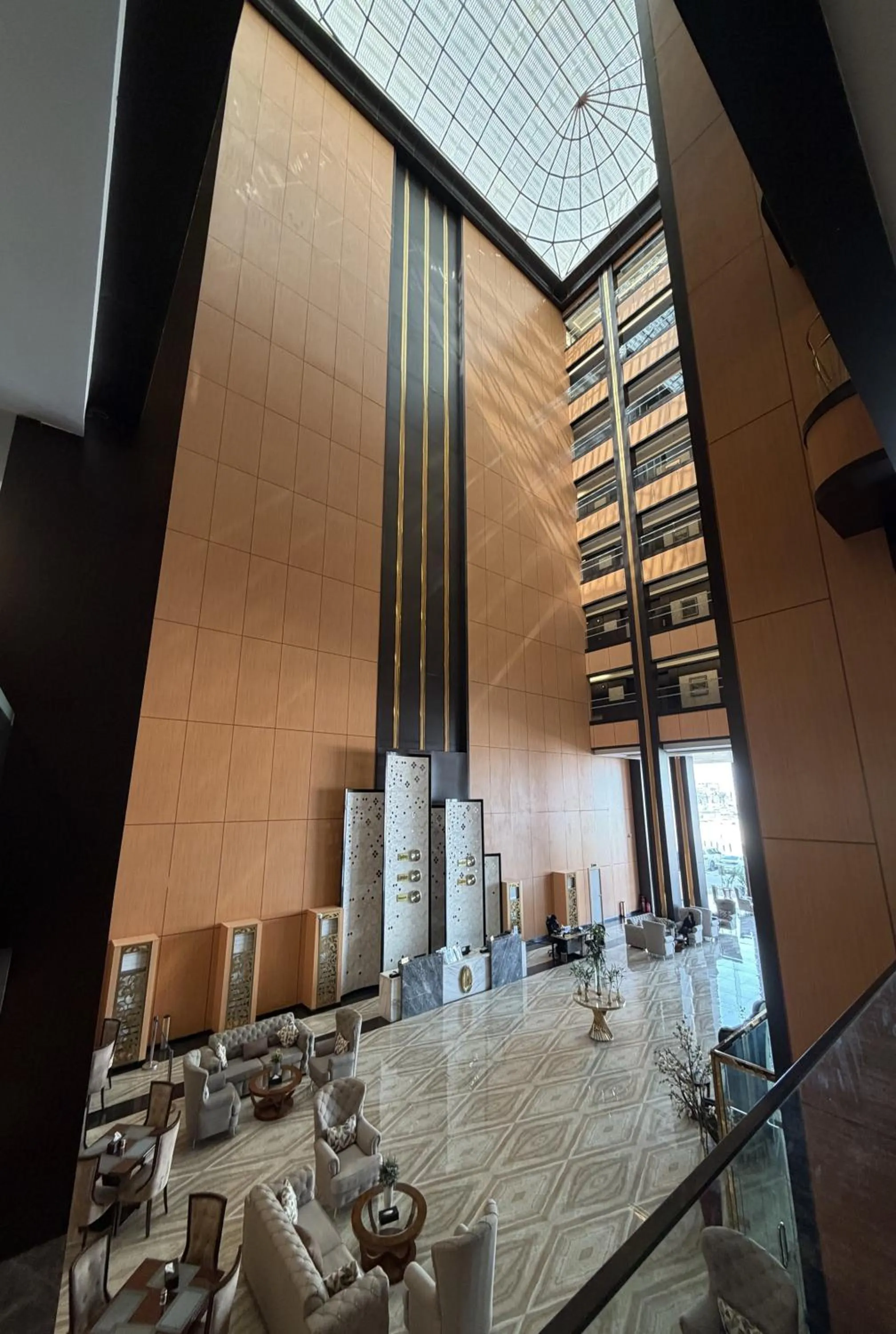 Seating area in Holiday Al Khaleej Hotel