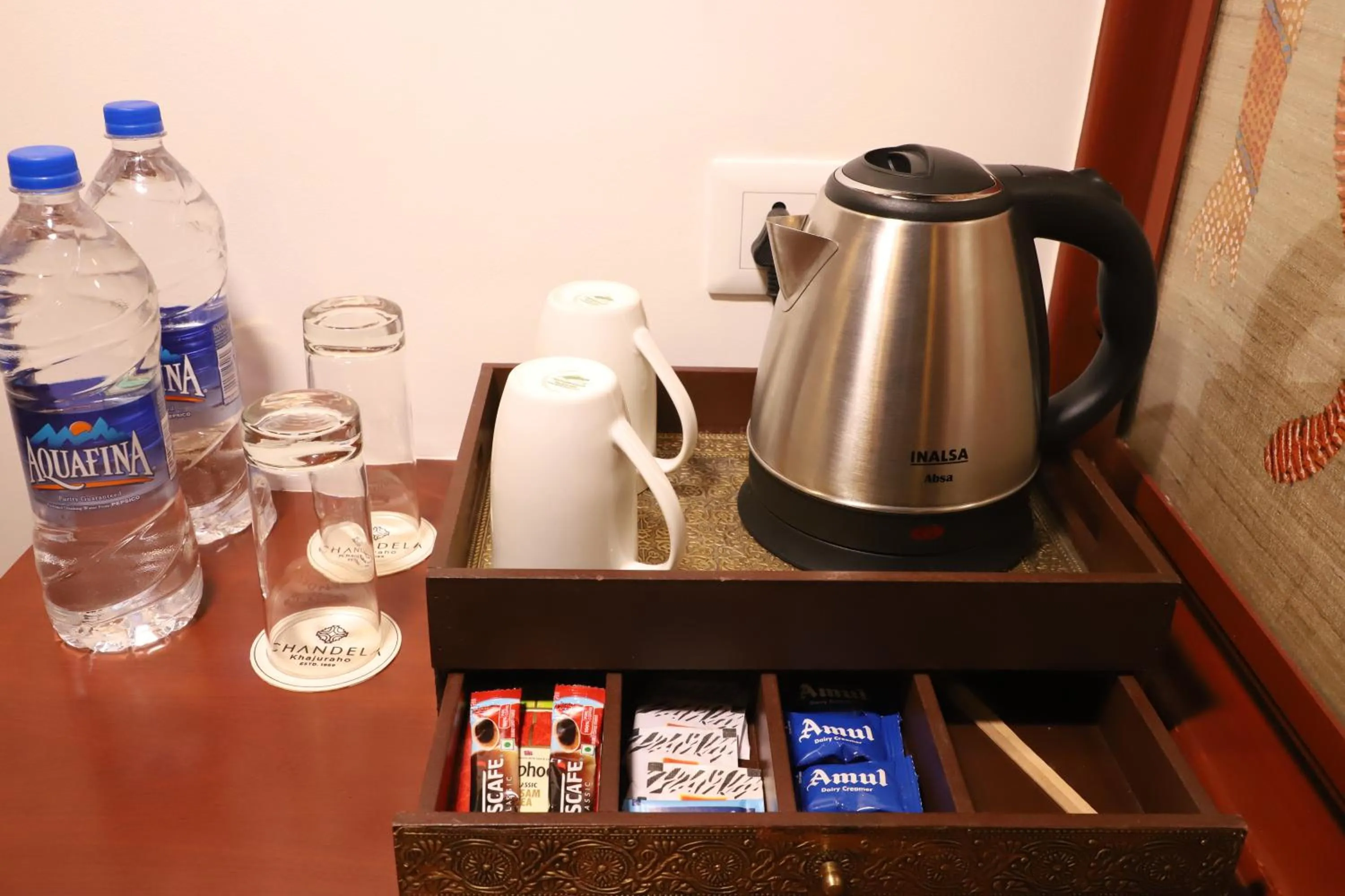 Coffee/tea facilities in Hotel Chandela Khajuraho