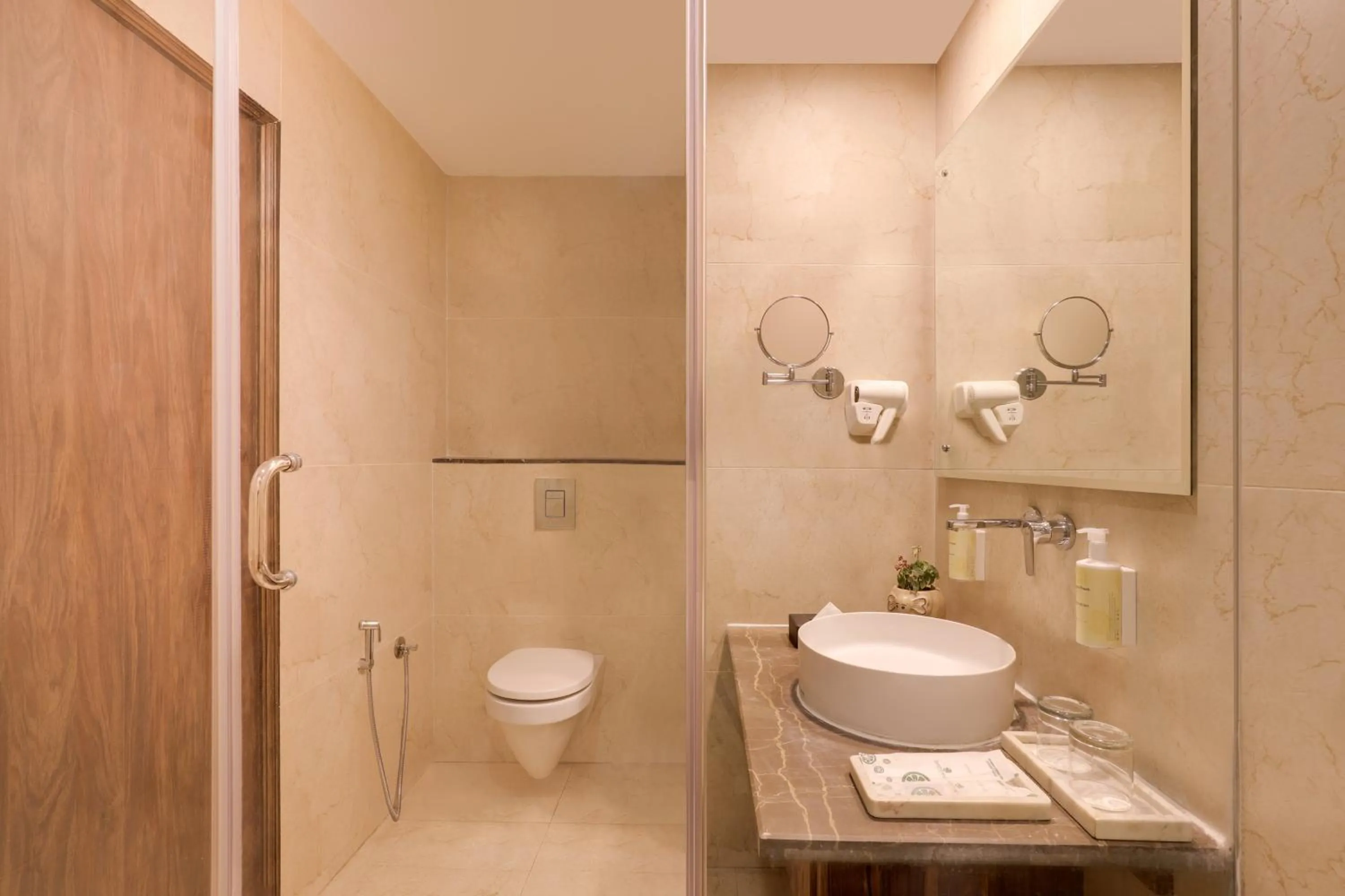 Bathroom in Lemon Tree Hotel, Kasauli