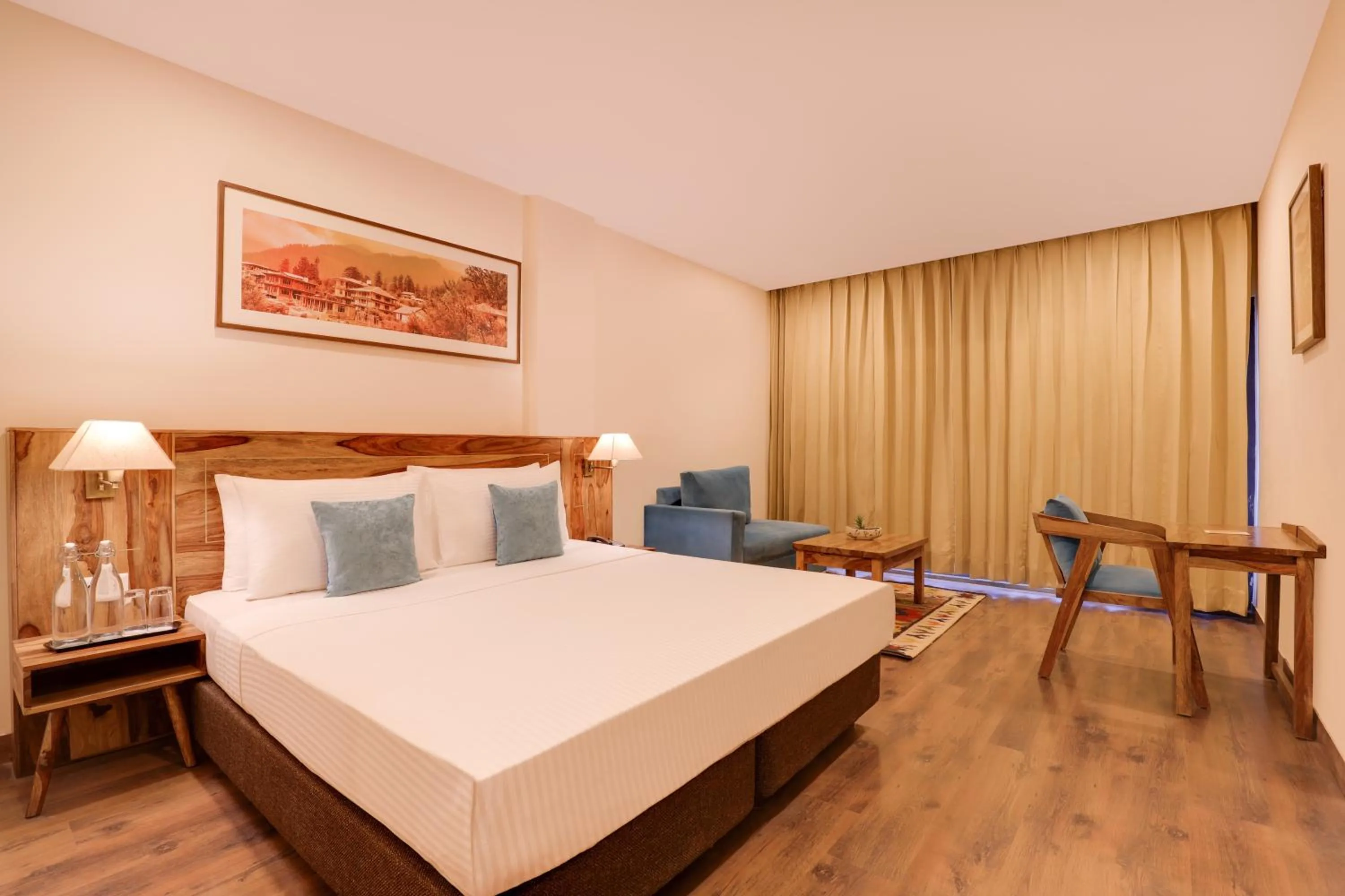 Bed in Lemon Tree Hotel, Kasauli