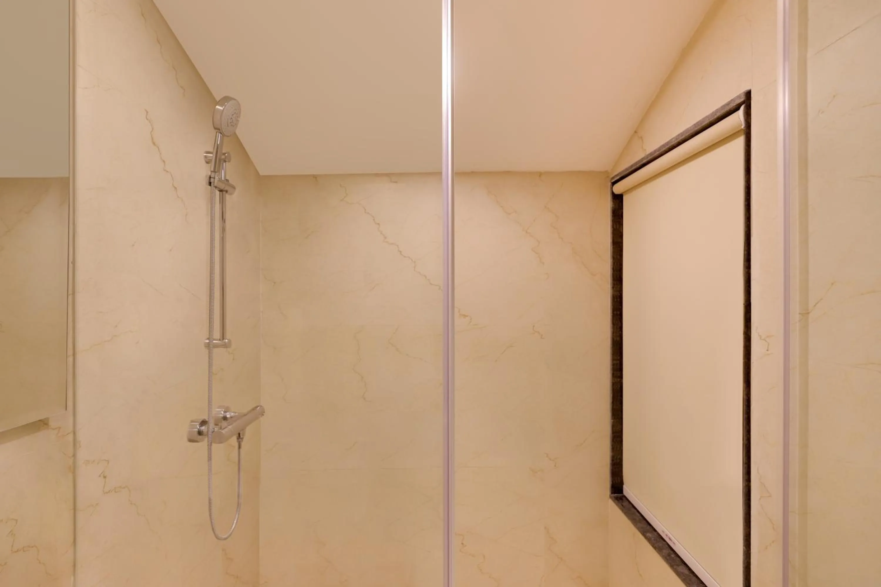 Bathroom in Lemon Tree Hotel, Kasauli