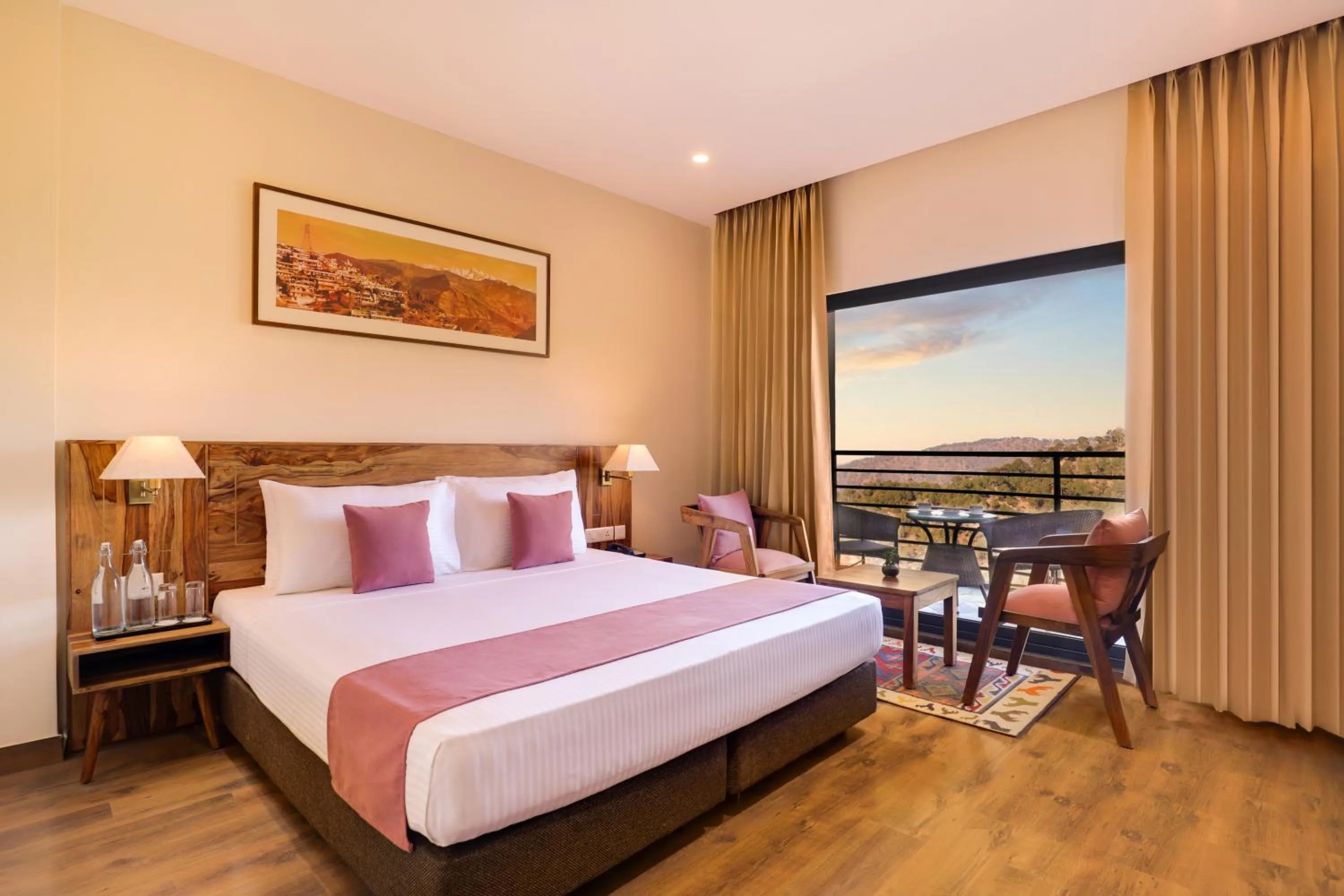 Bedroom, Bed in Lemon Tree Hotel, Kasauli