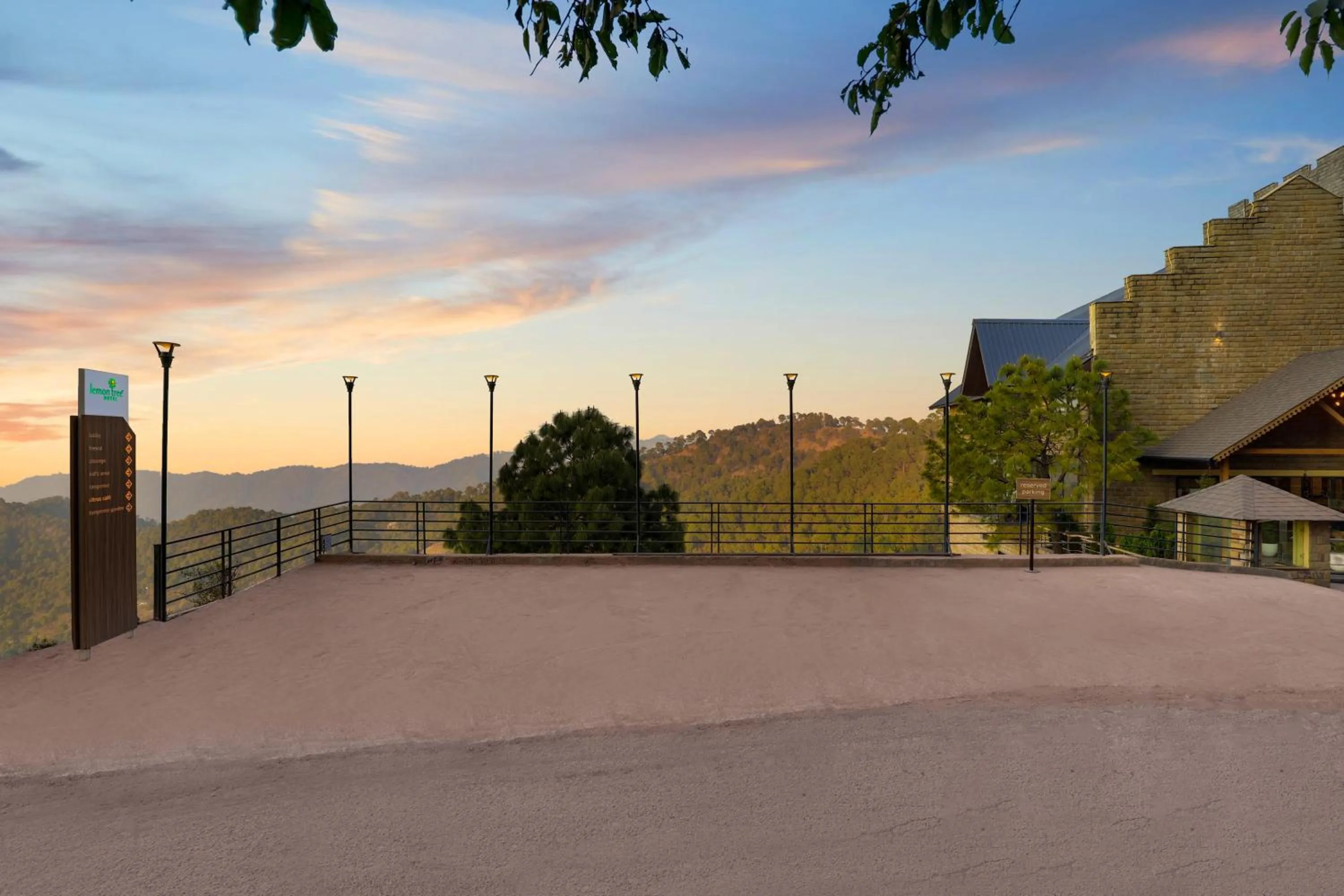 Lemon Tree Hotel, Kasauli