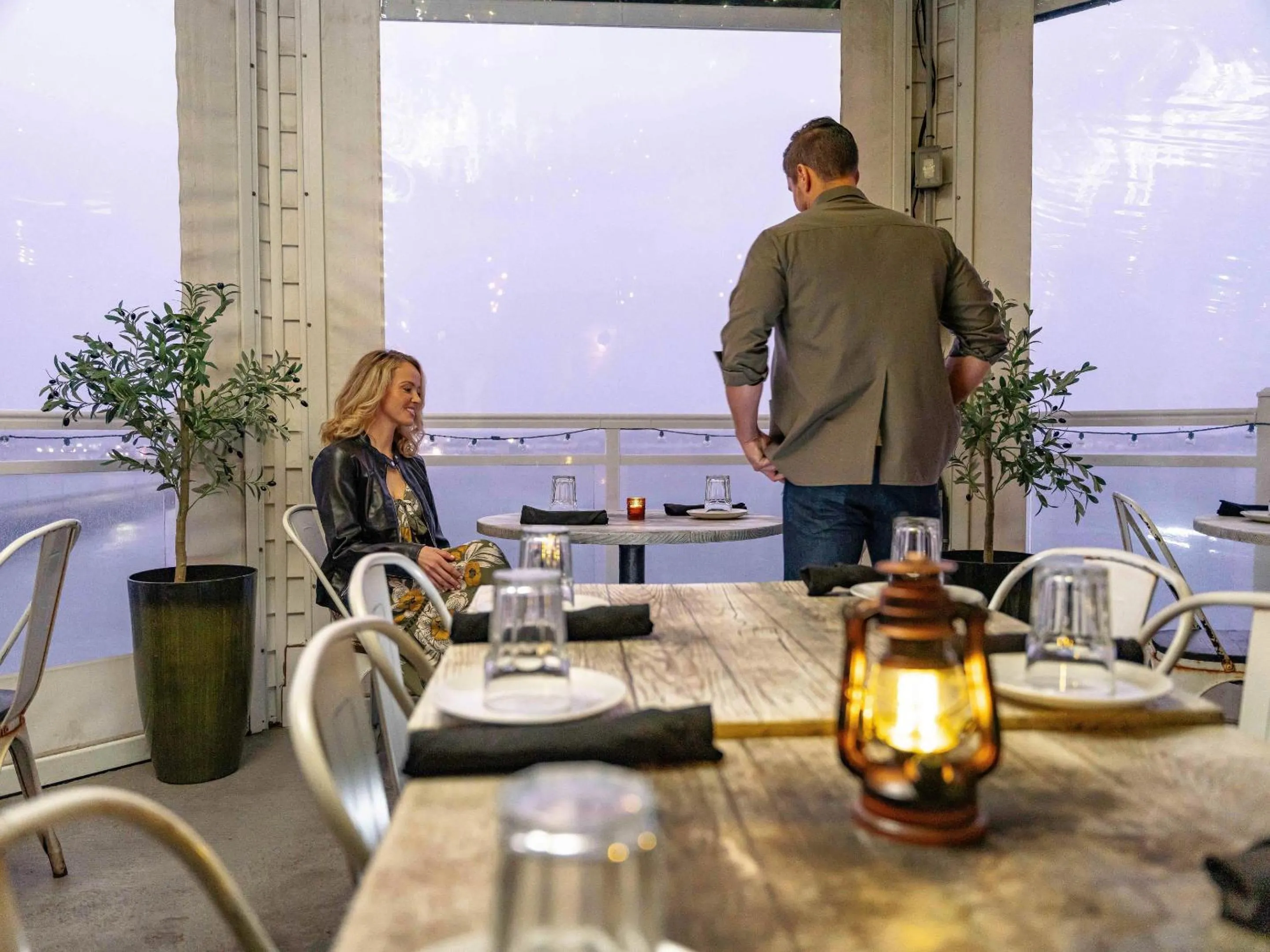 Restaurant/places to eat in Cambria Hotel Ocean City - Bayfront