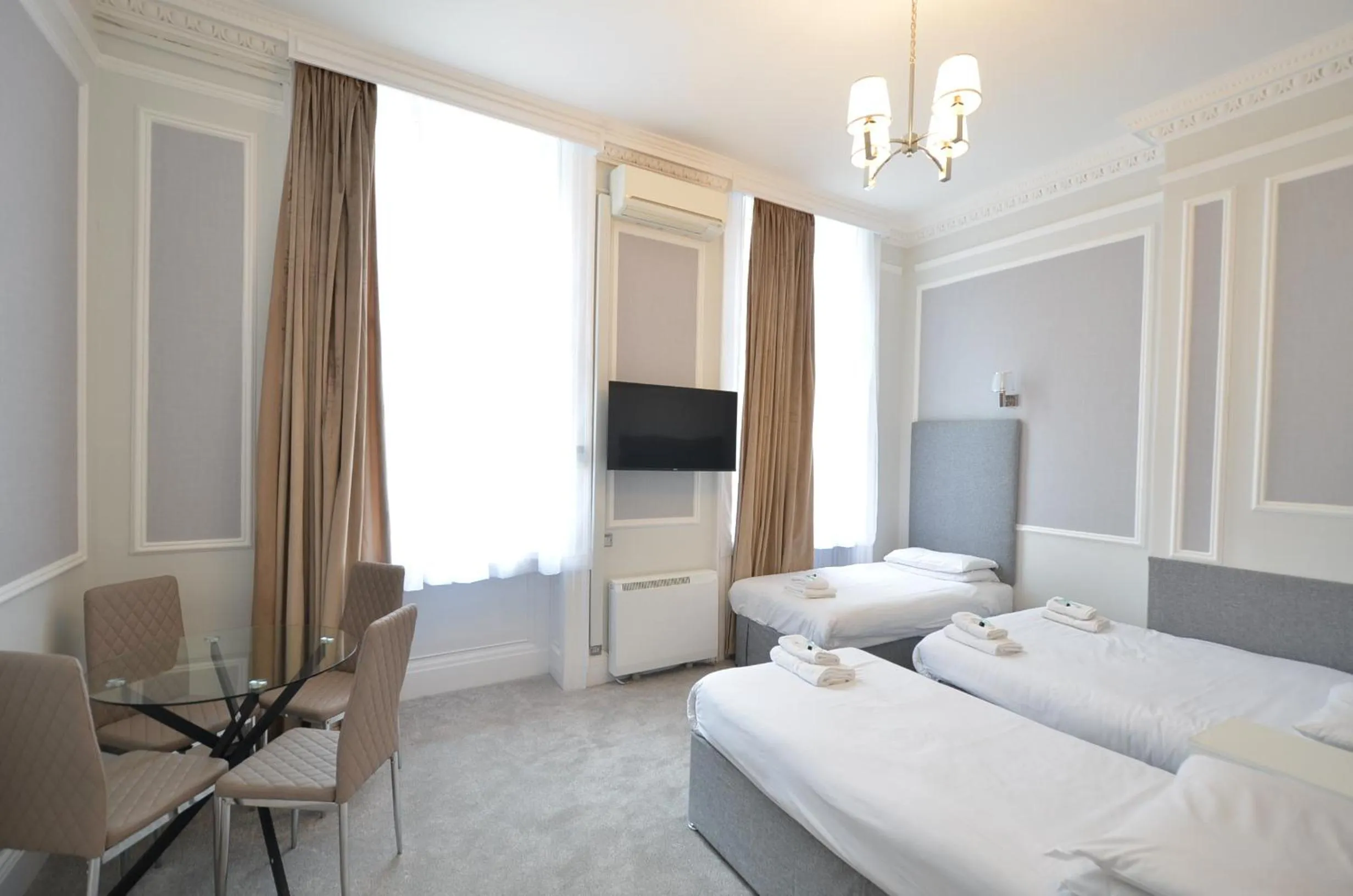 Bedroom, Bed in Amber Residence Hotel-Suites