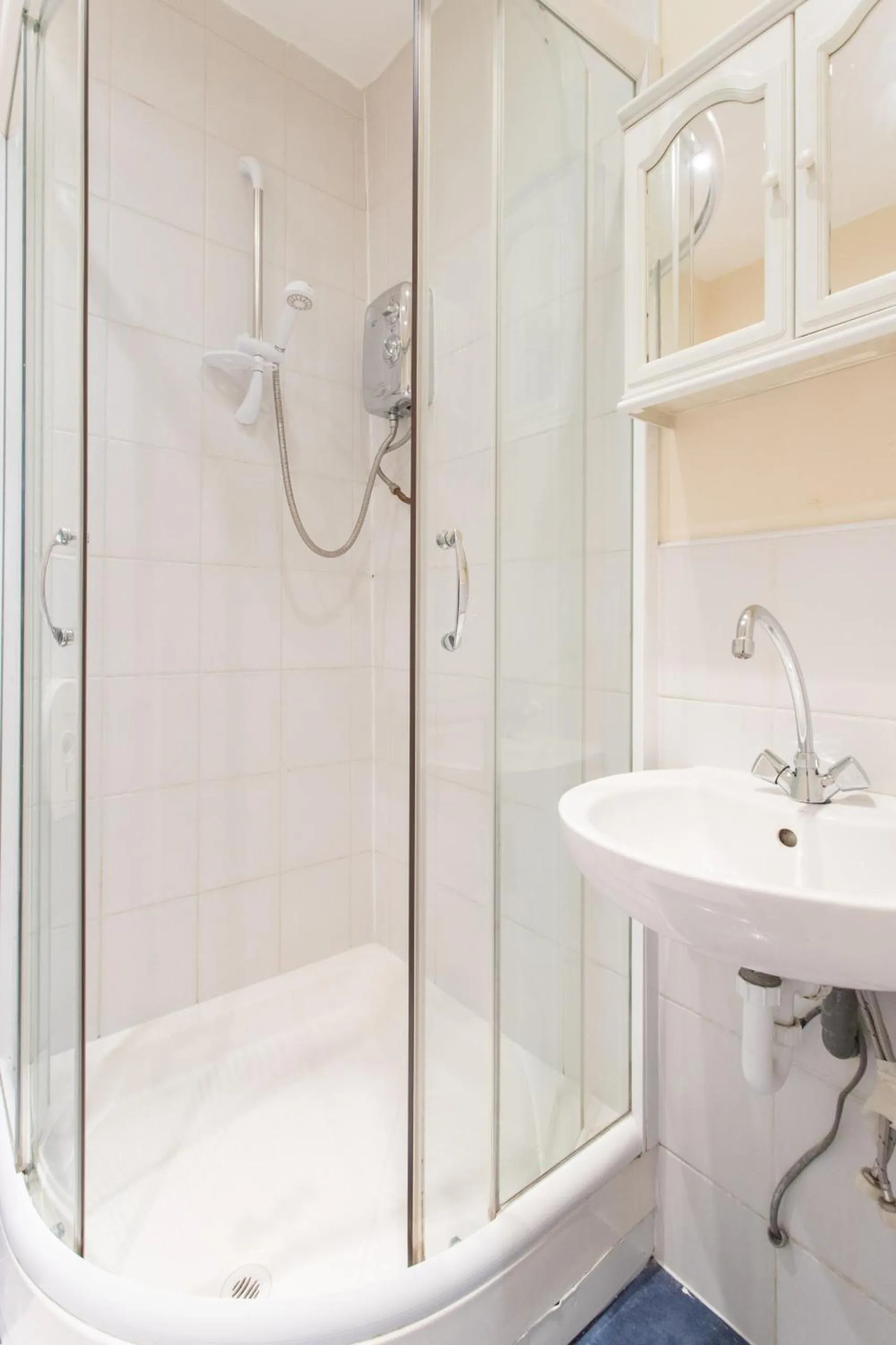 Bathroom in Amber Residence Hotel-Suites