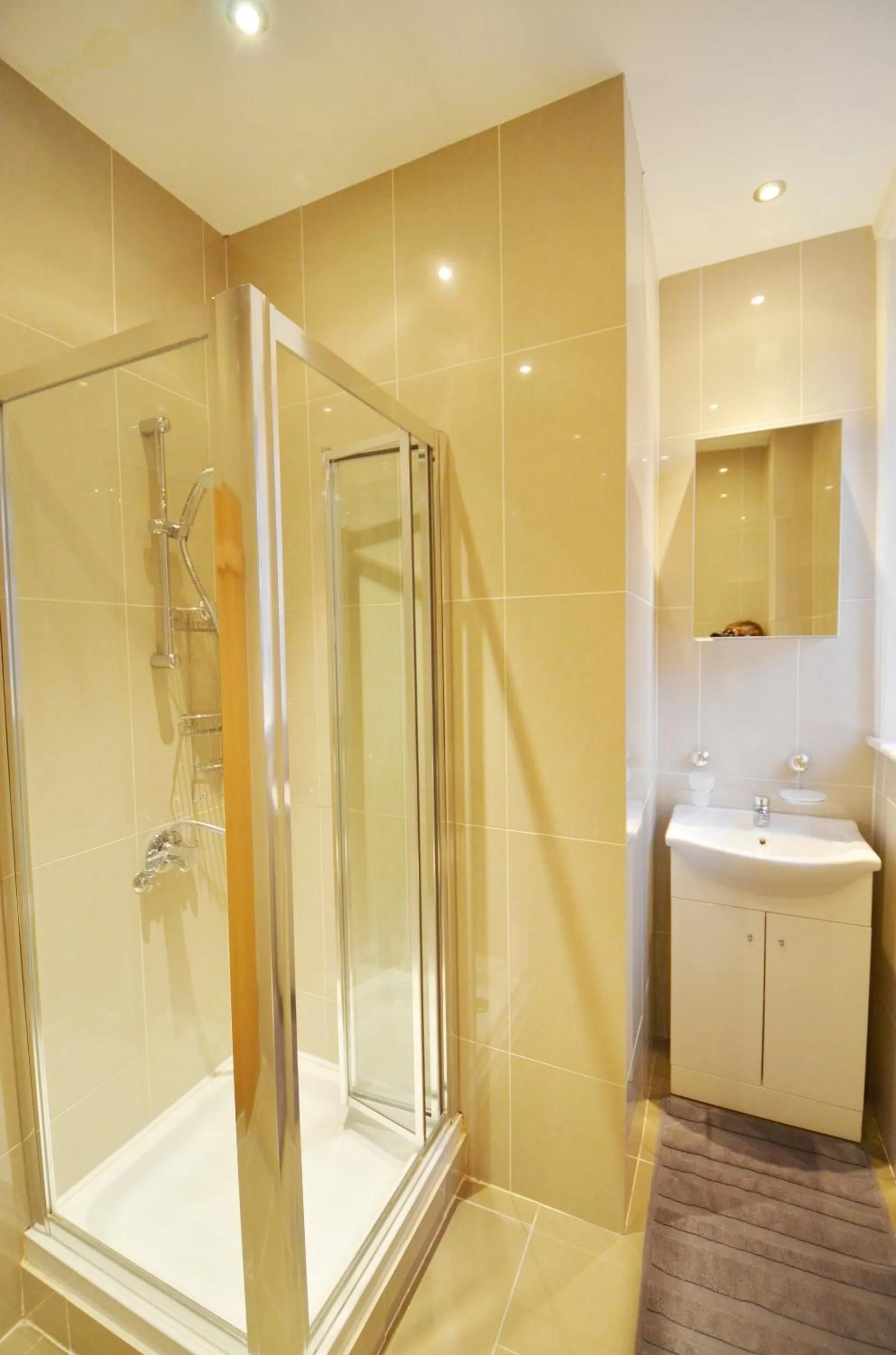Bathroom in Amber Residence Hotel-Suites