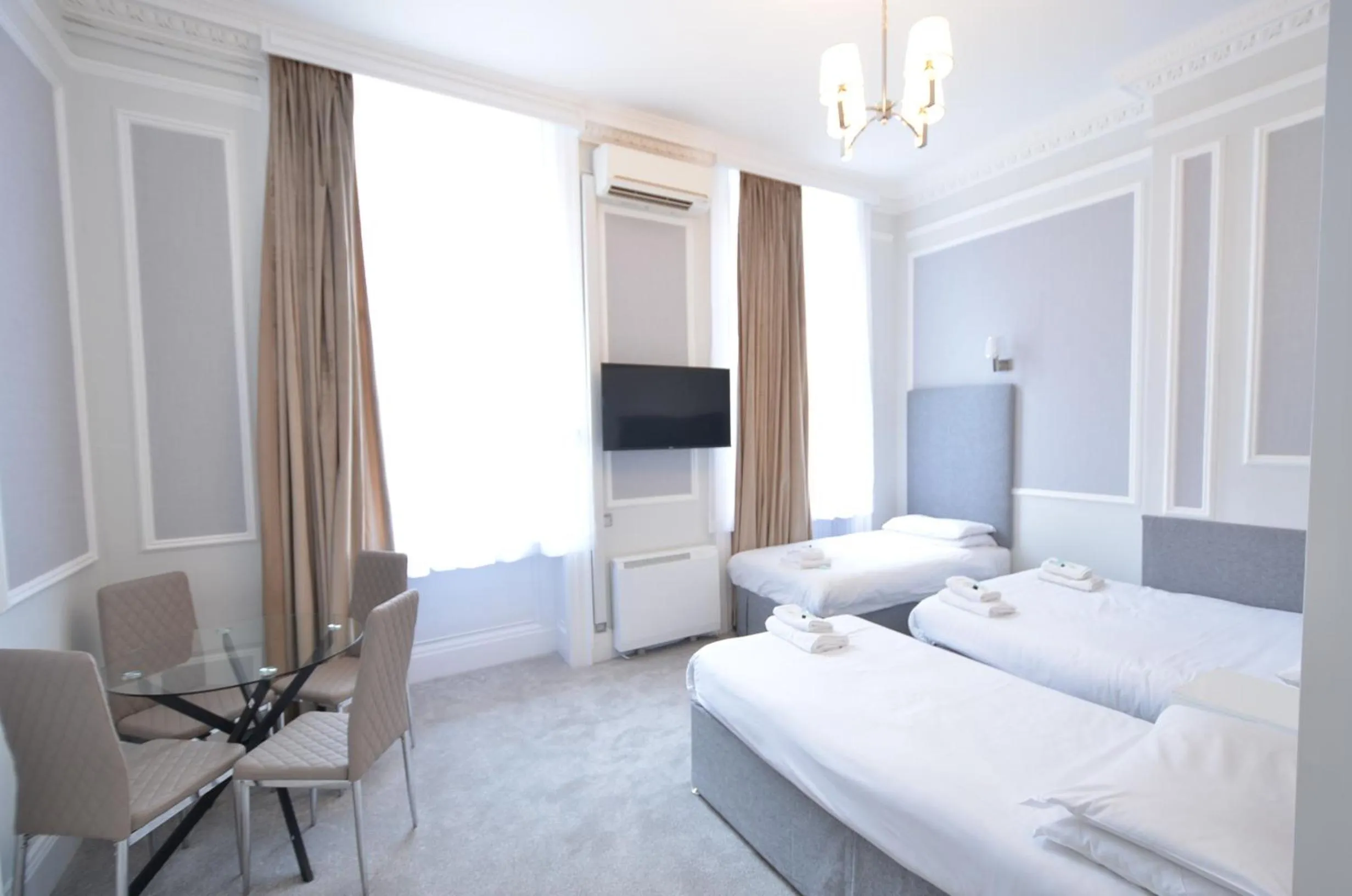 Bedroom, Bed in Amber Residence Hotel-Suites