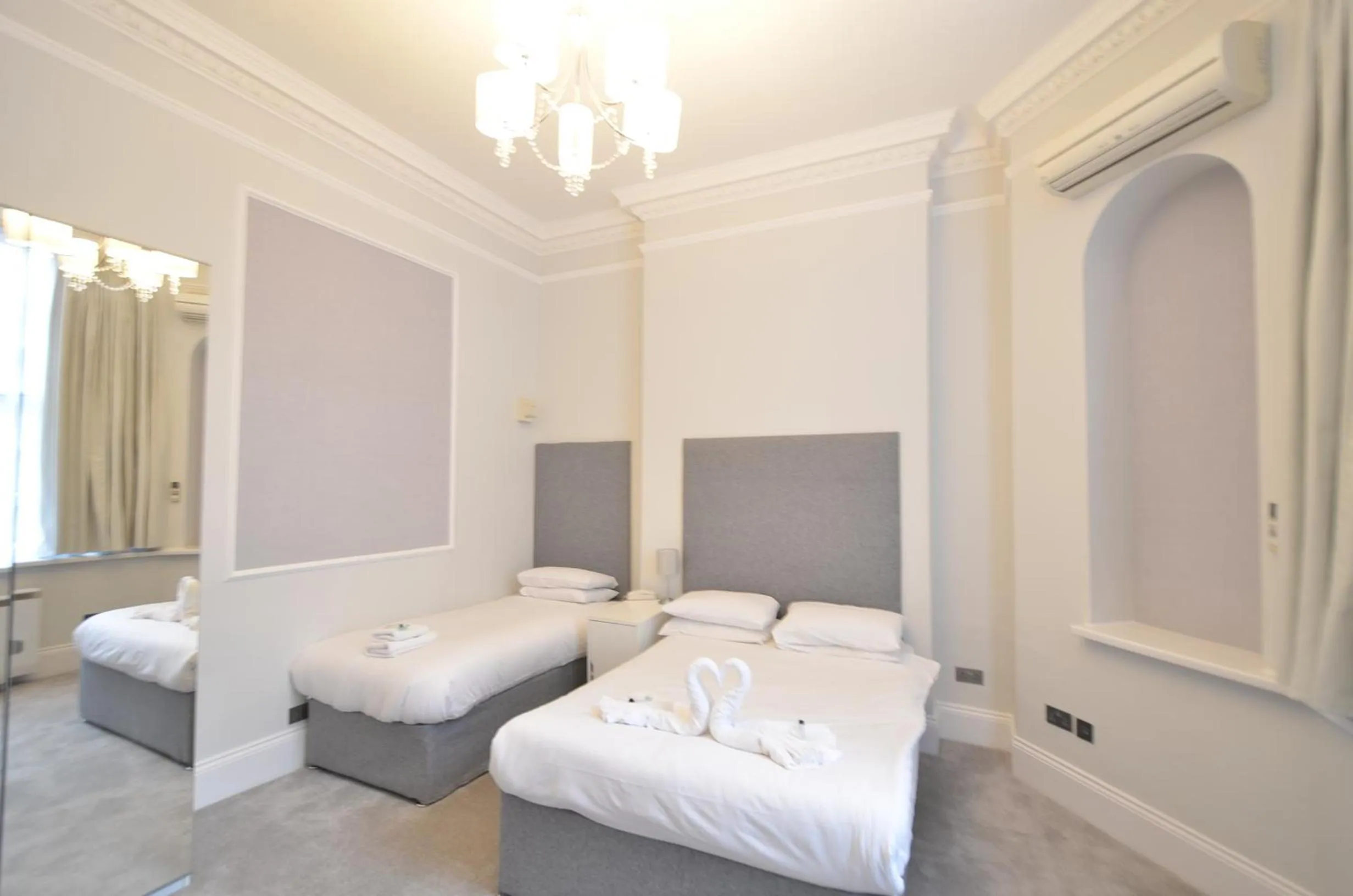 Bedroom, Bed in Amber Residence Hotel-Suites