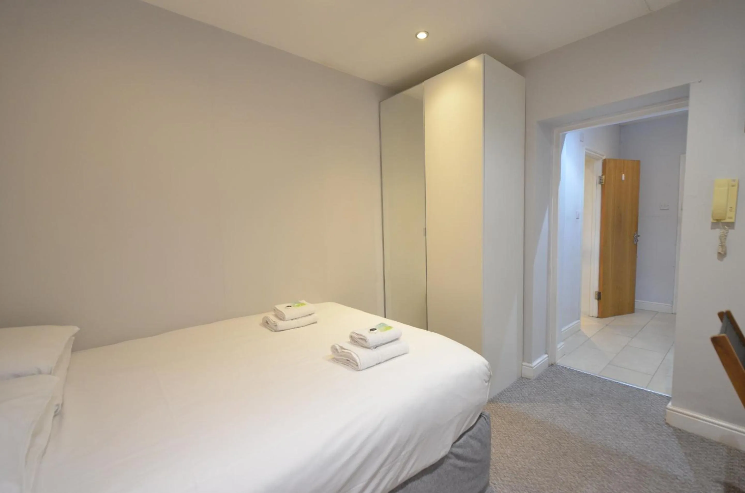 Bedroom, Bed in Amber Residence Hotel-Suites