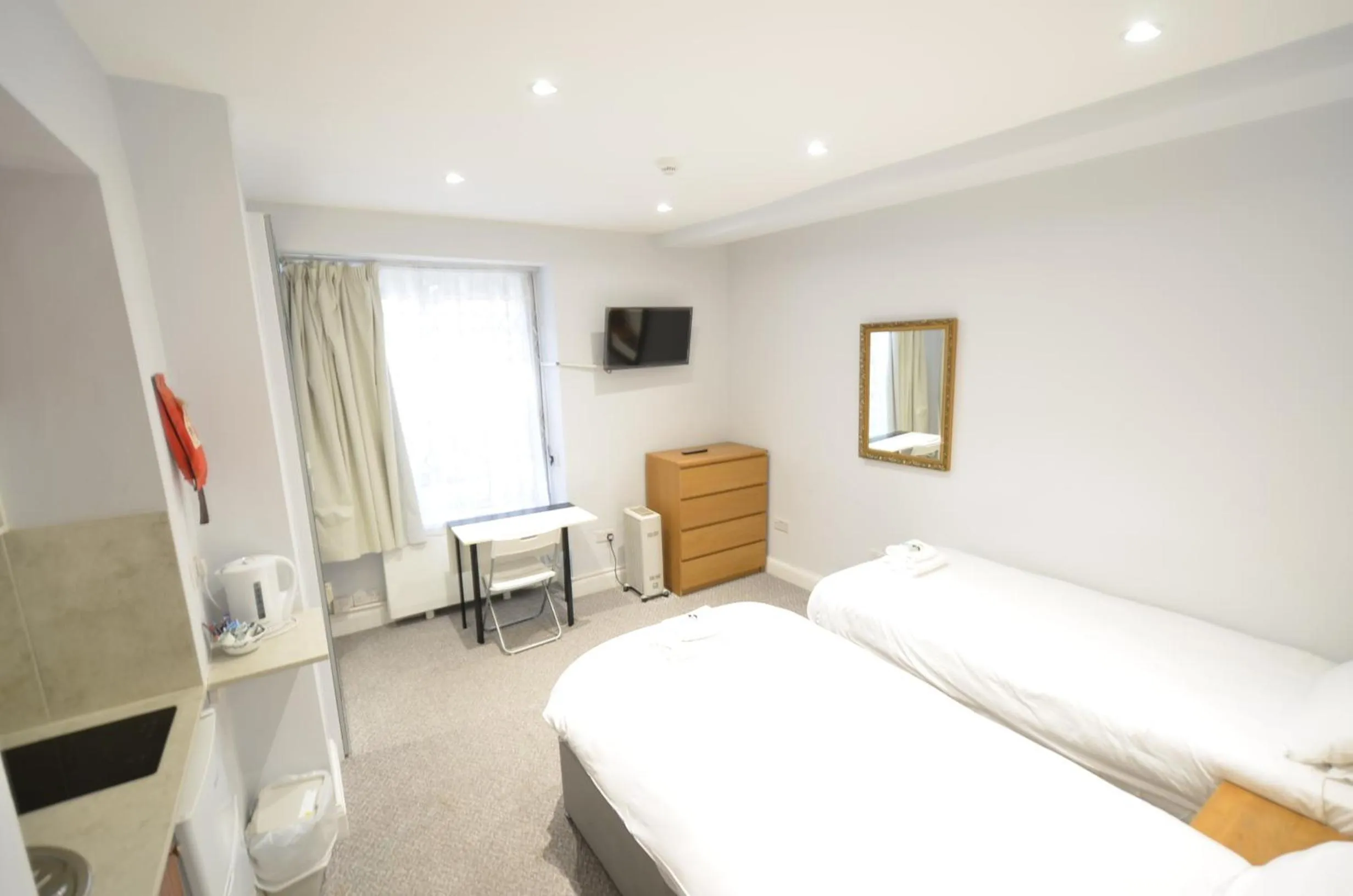 Bedroom, Bed in Amber Residence Hotel-Suites