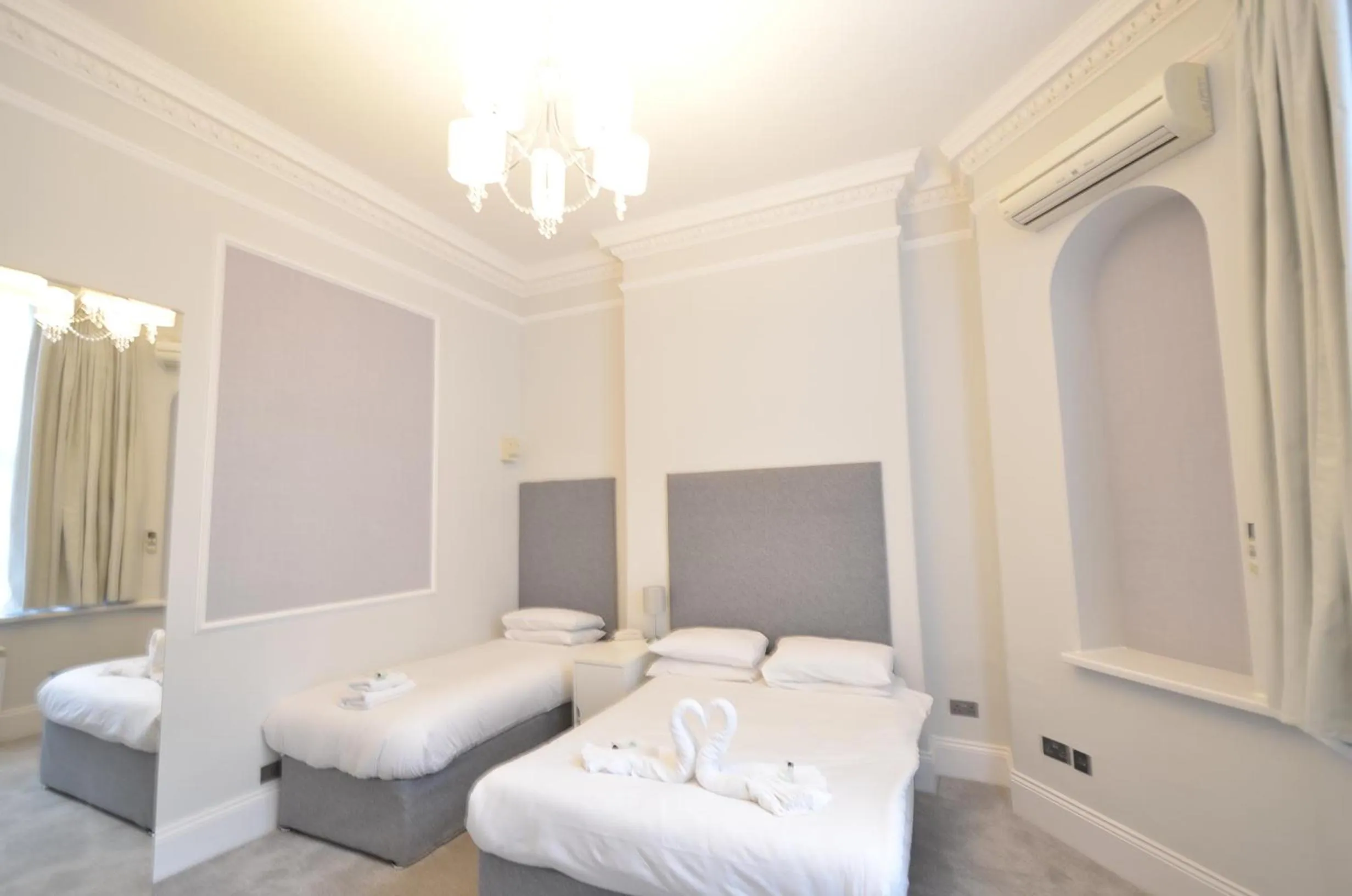 Bedroom, Bed in Amber Residence Hotel-Suites