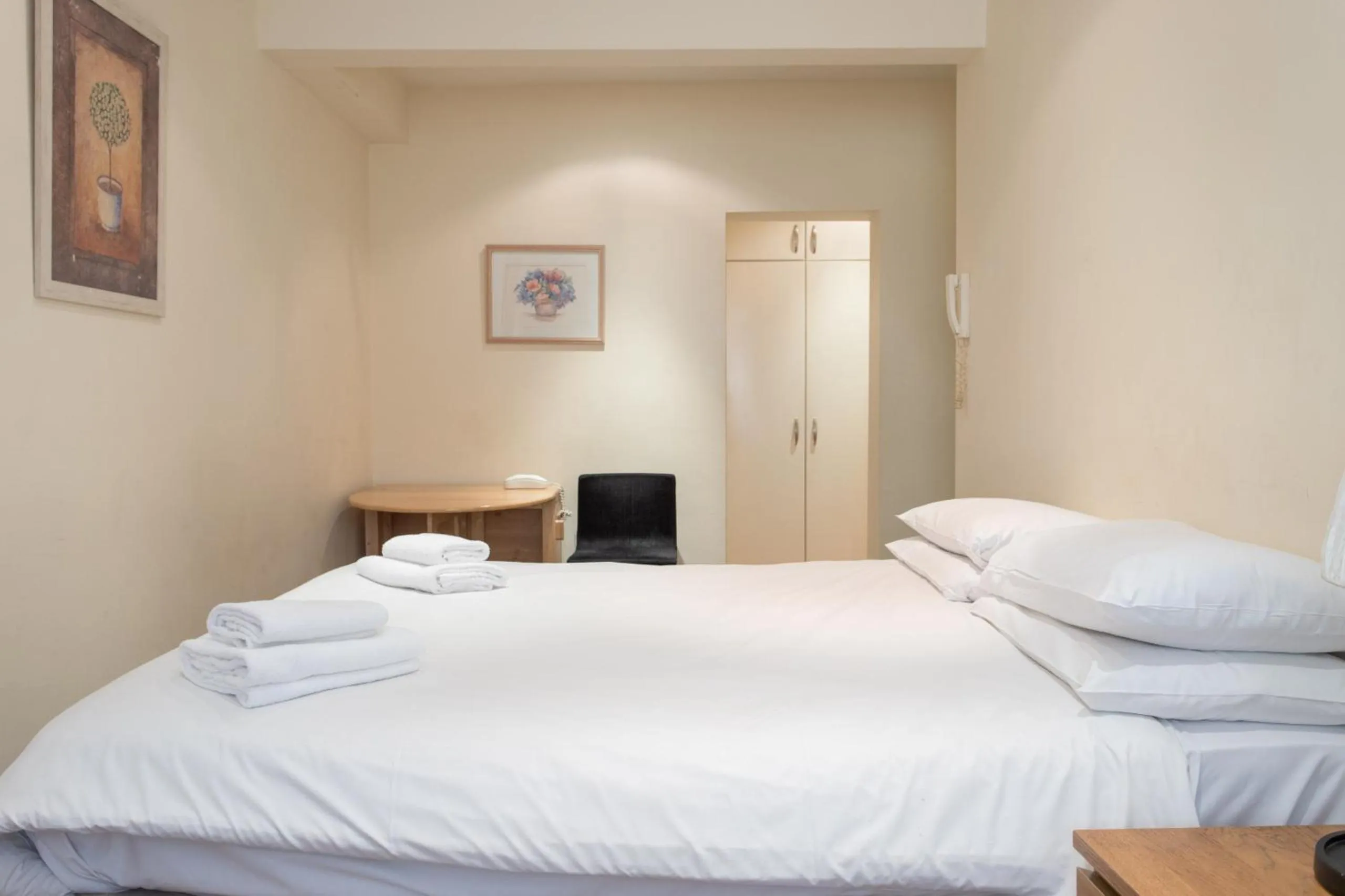 Other, Bed in Amber Residence Hotel-Suites