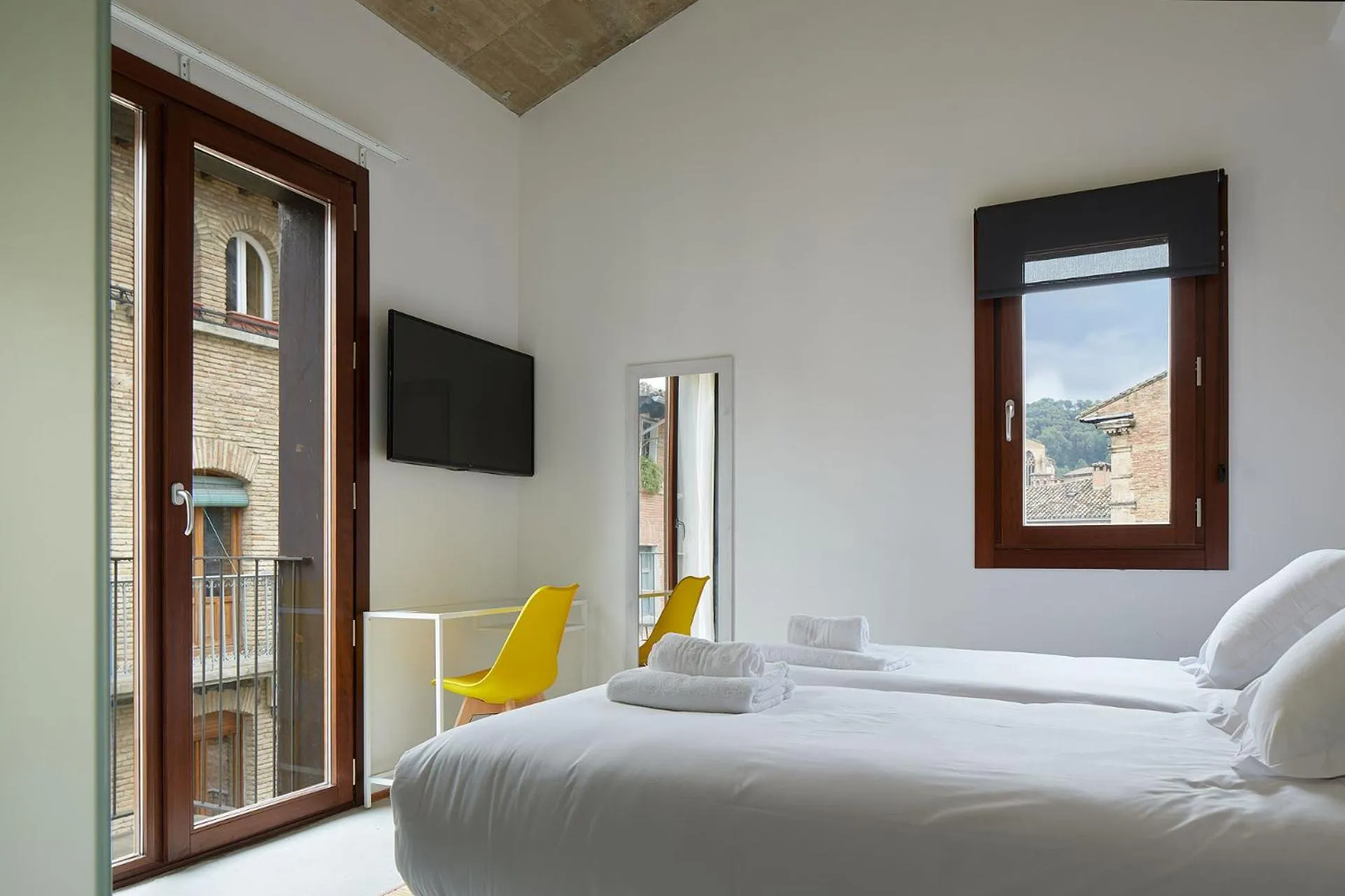 Bed in IRAIPE Estella Rooms Auto Check-in