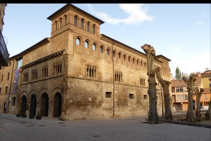 IRAIPE Estella Rooms Auto Check-in