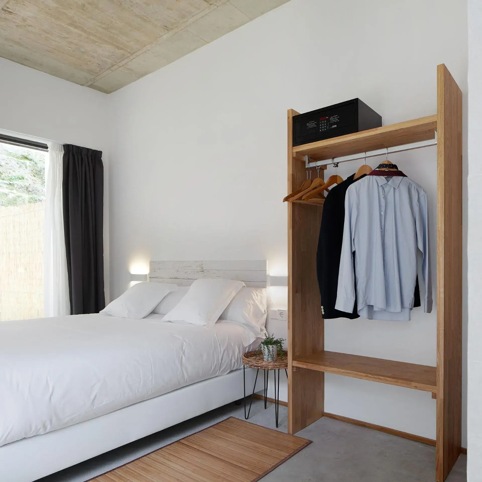 Double Room with Terrace in IRAIPE Estella Rooms Auto Check-in Double Room with Terrace in IRAIPE Estella Rooms Auto Check-in