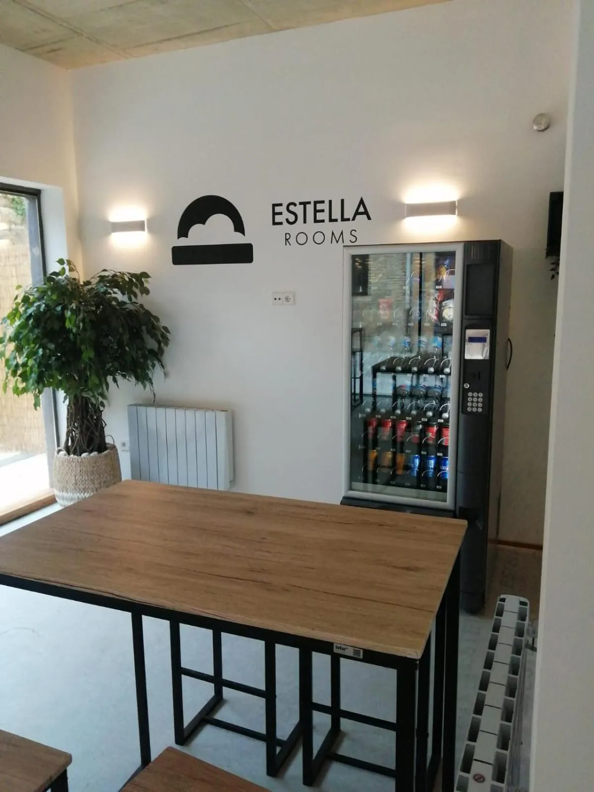 Property building in IRAIPE Estella Rooms Auto Check-in