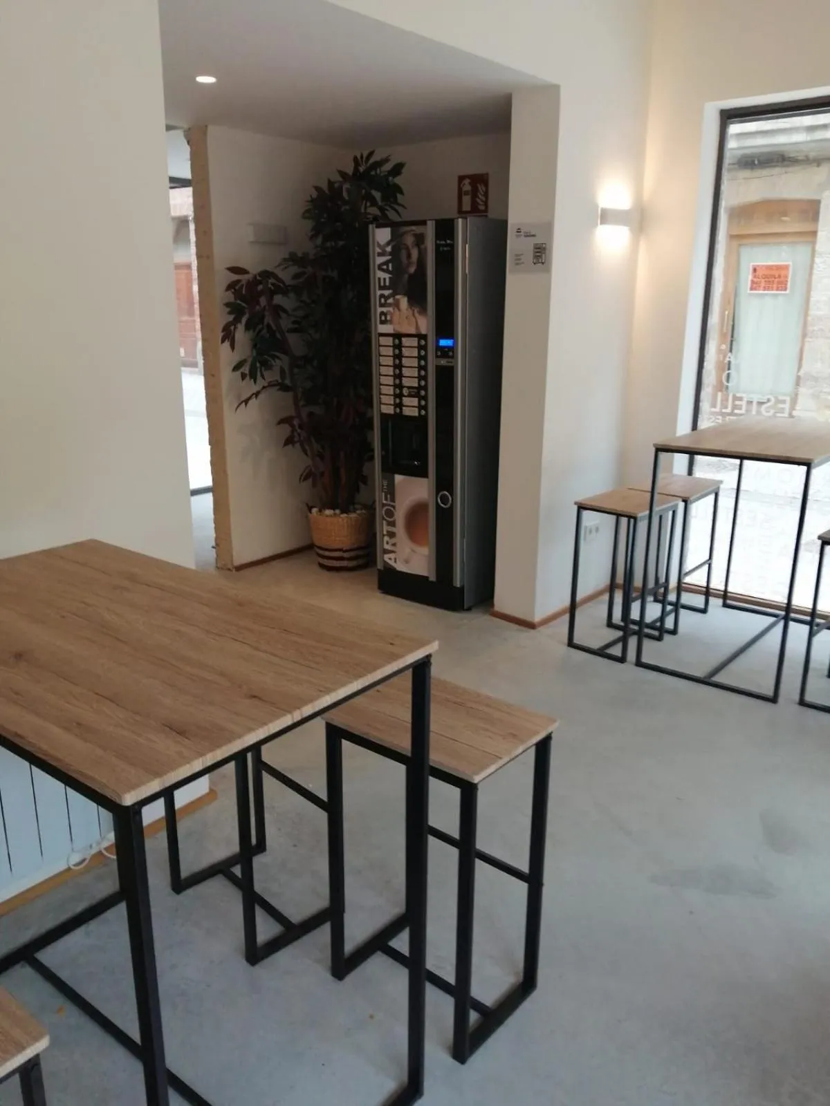 Property building in IRAIPE Estella Rooms Auto Check-in