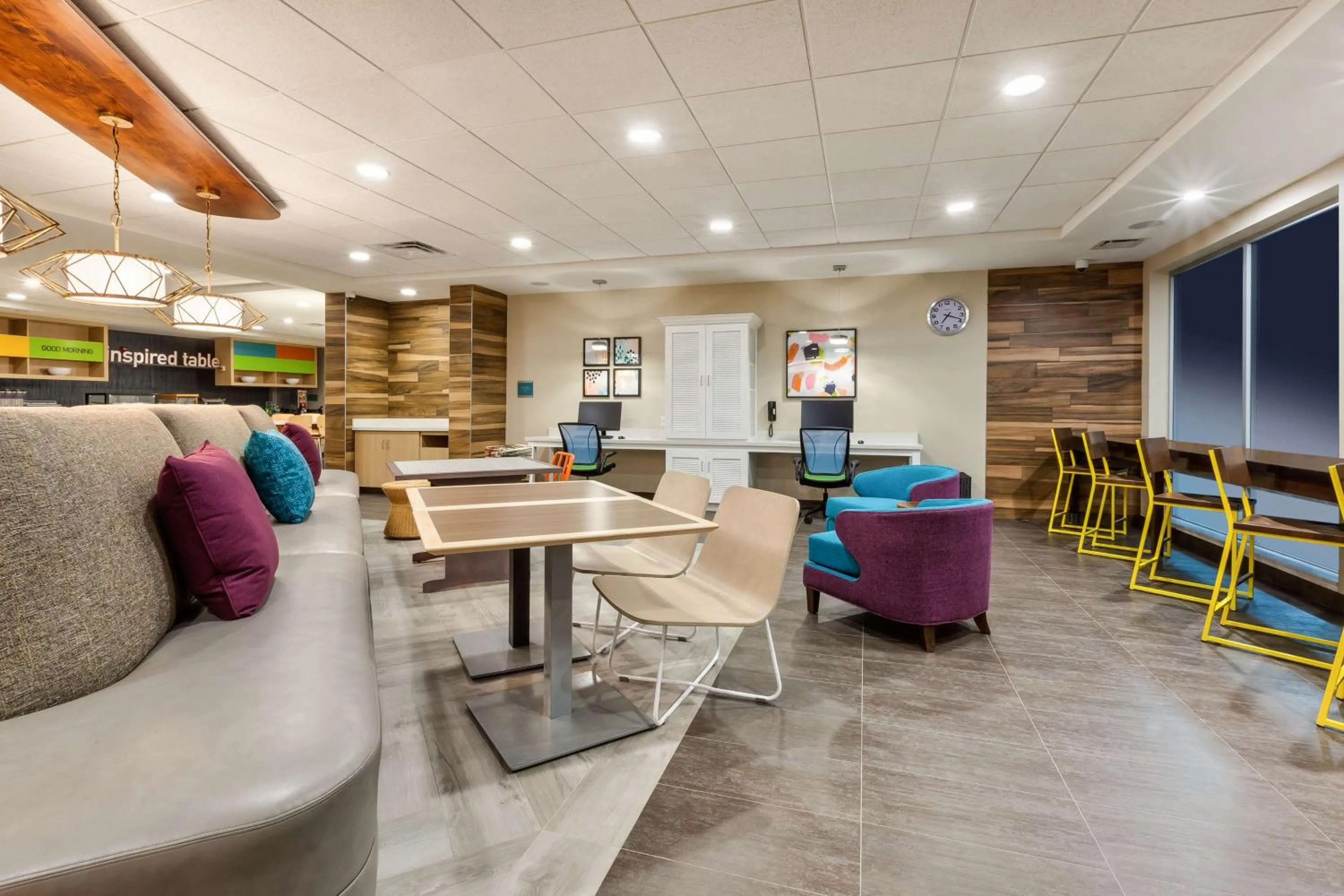 Lobby or reception in Home2 Suites By Hilton Saginaw, Mi