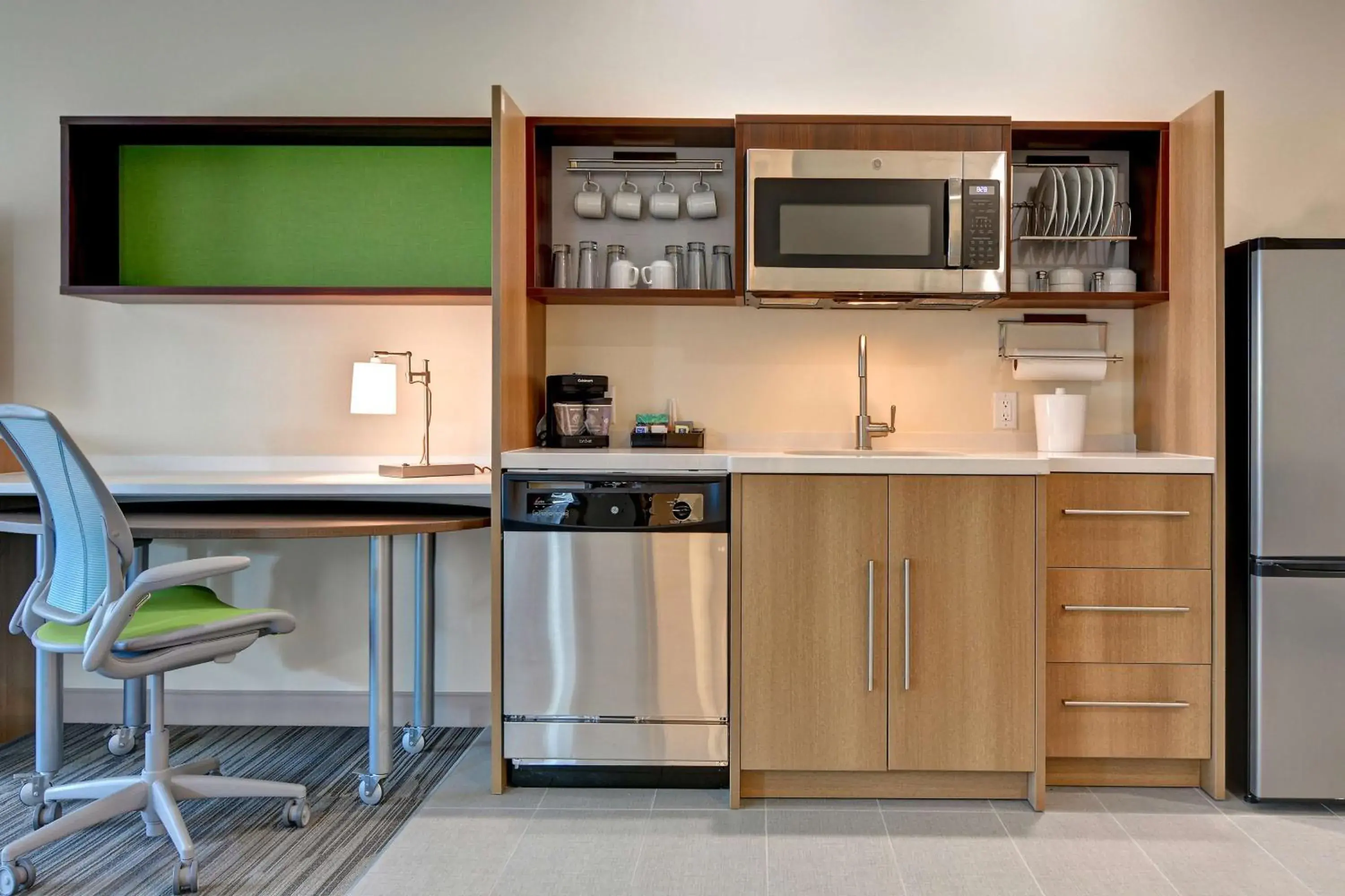 King Studio Suite - Non-Smoking in Home2 Suites By Hilton Savannah Midtown, Ga King Studio Suite - Non-Smoking in Home2 Suites By Hilton Savannah Midtown, Ga