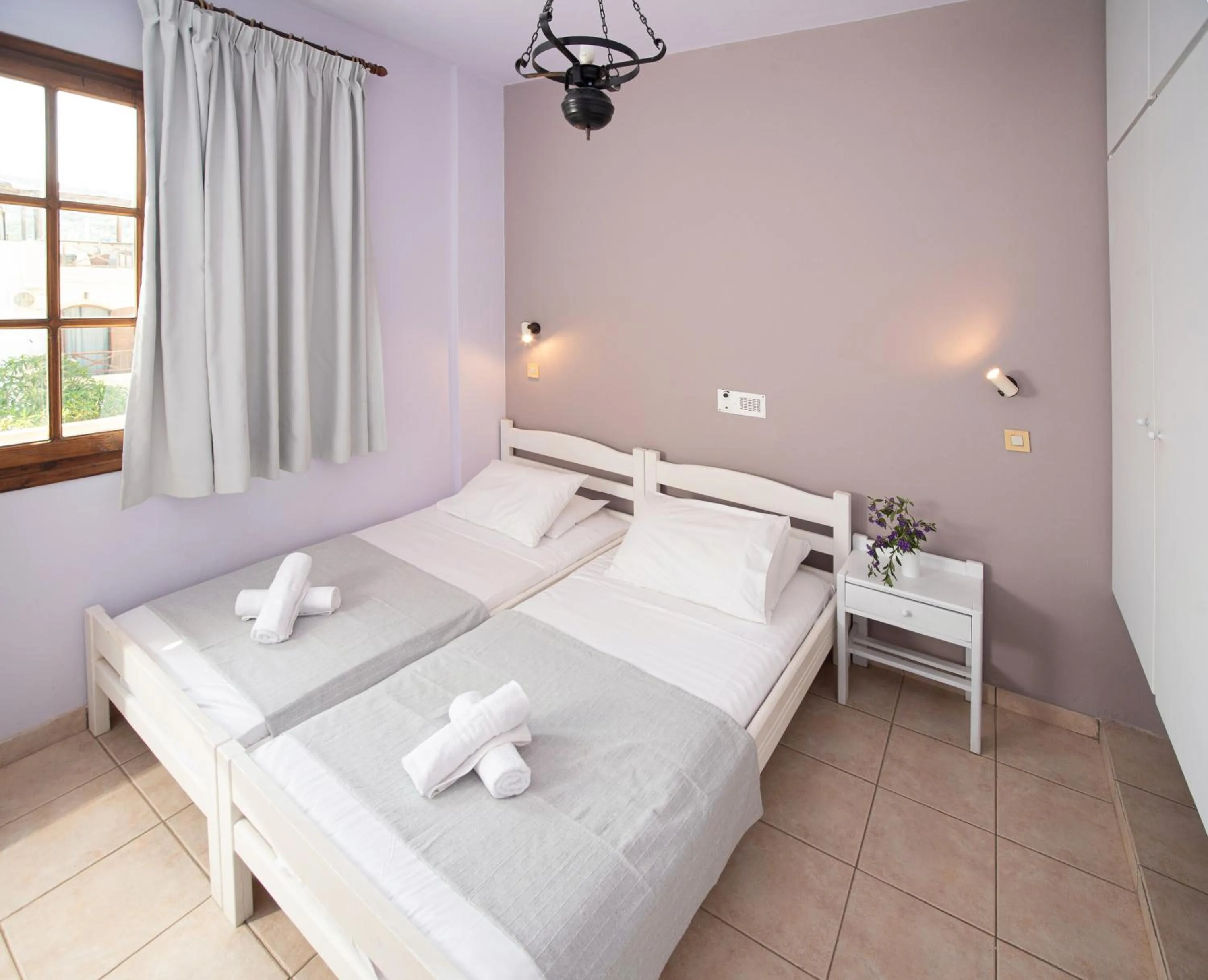 Bedroom, Bed in Alexandra Apartments