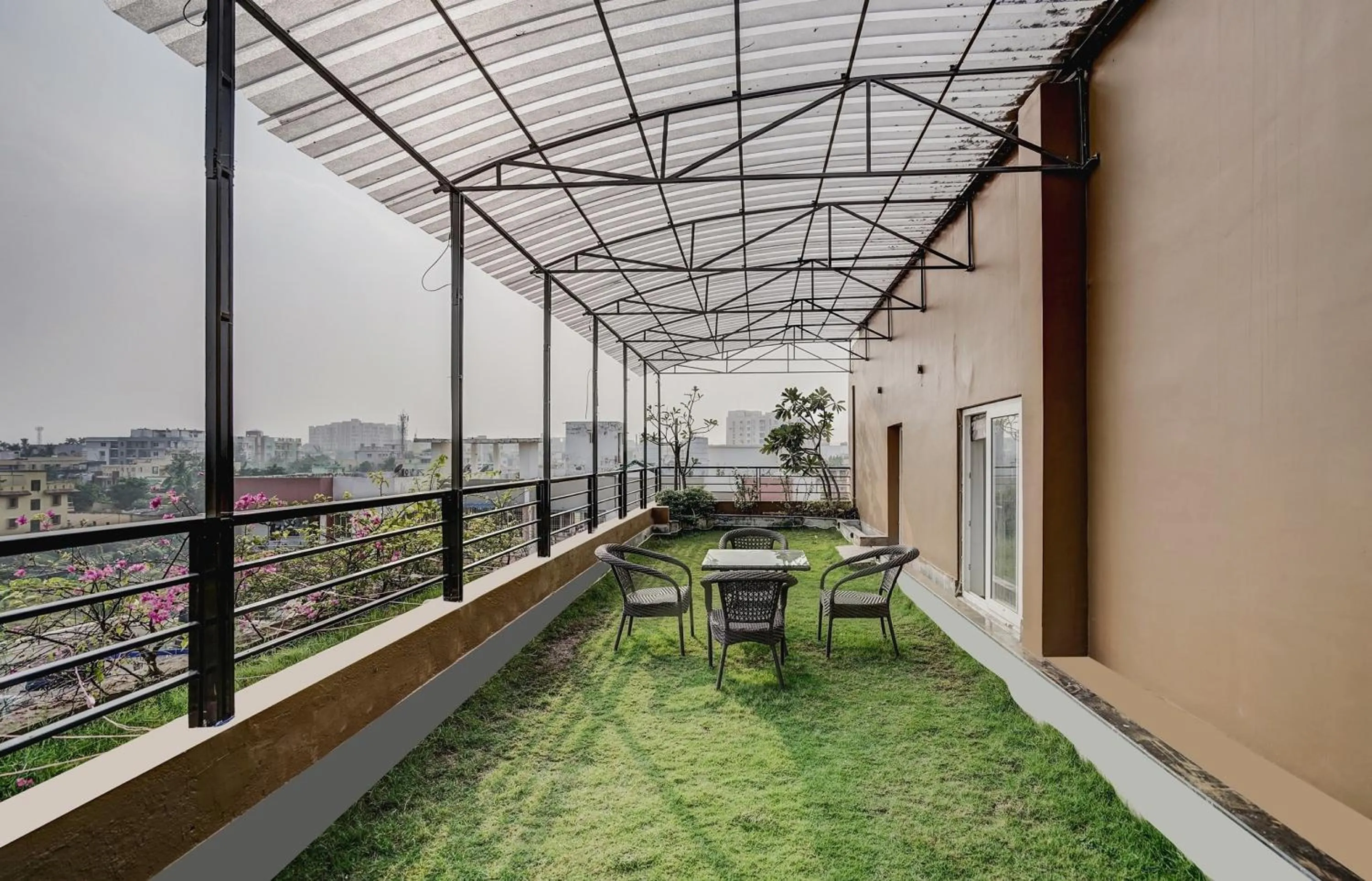 Lobby or reception in Capital O Sayhallo Prime Residency