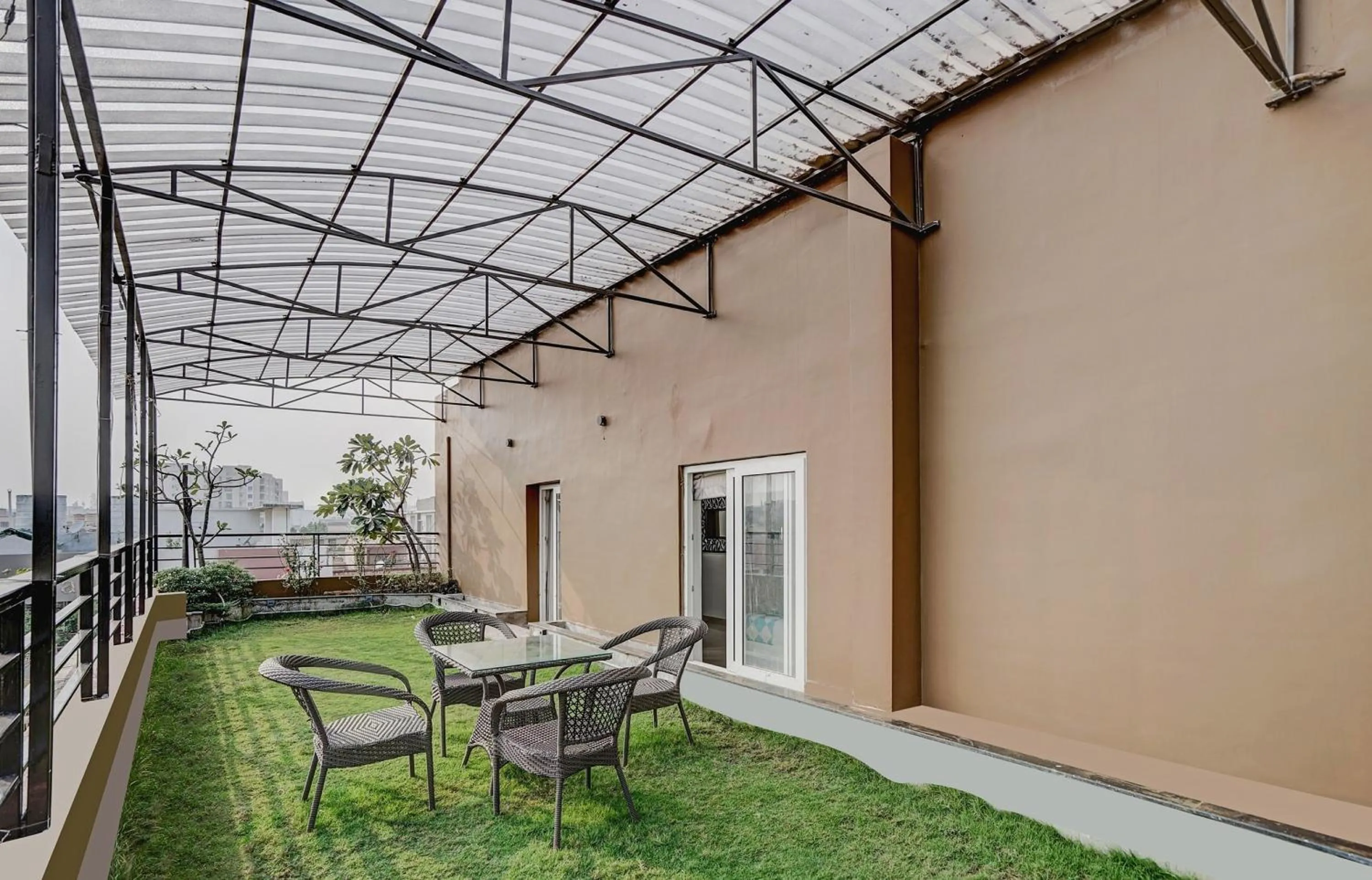 Lobby or reception in Capital O Sayhallo Prime Residency