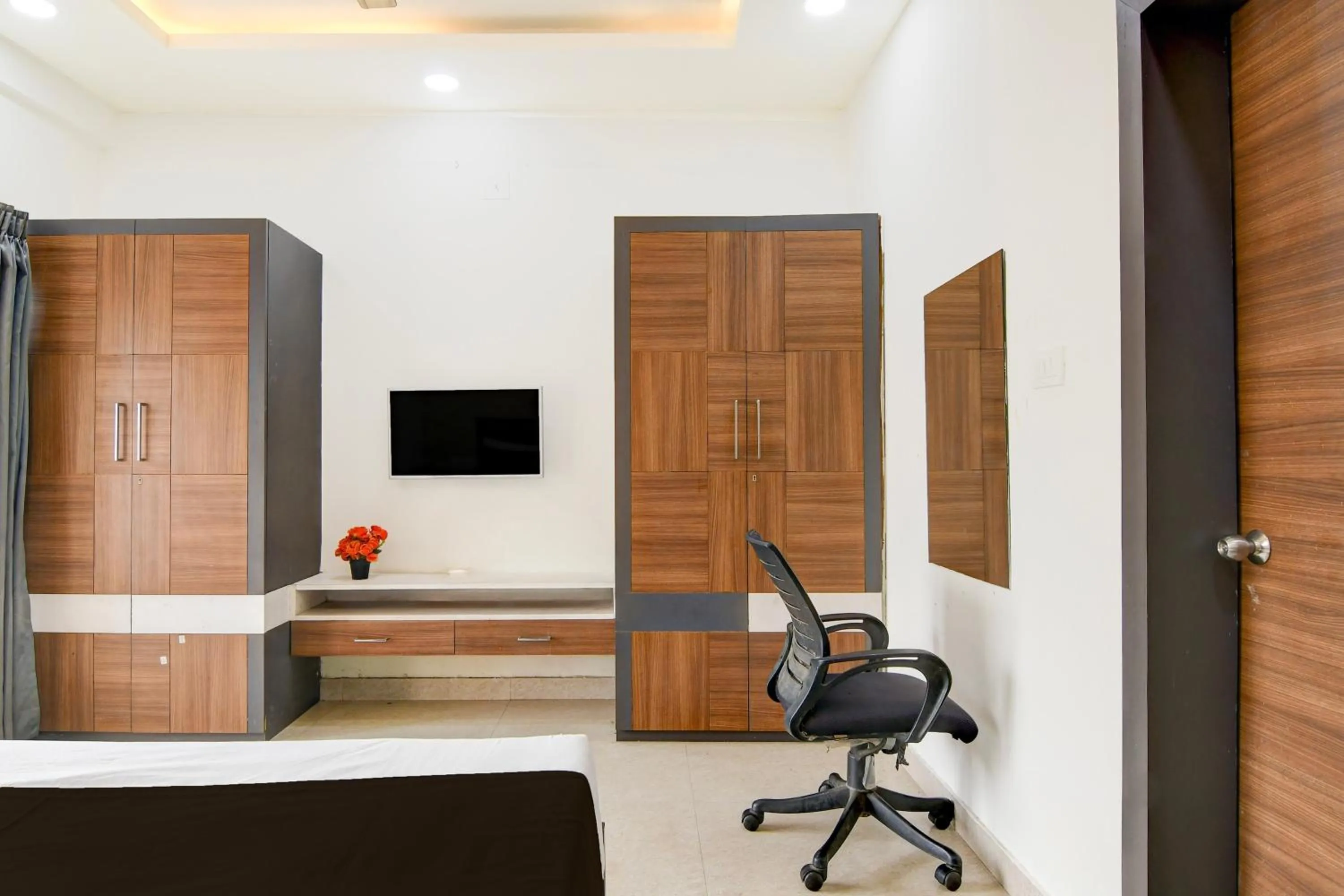 Bedroom in Super Collection O Infocity Square Bhubaneswar Formerly Prime Residency