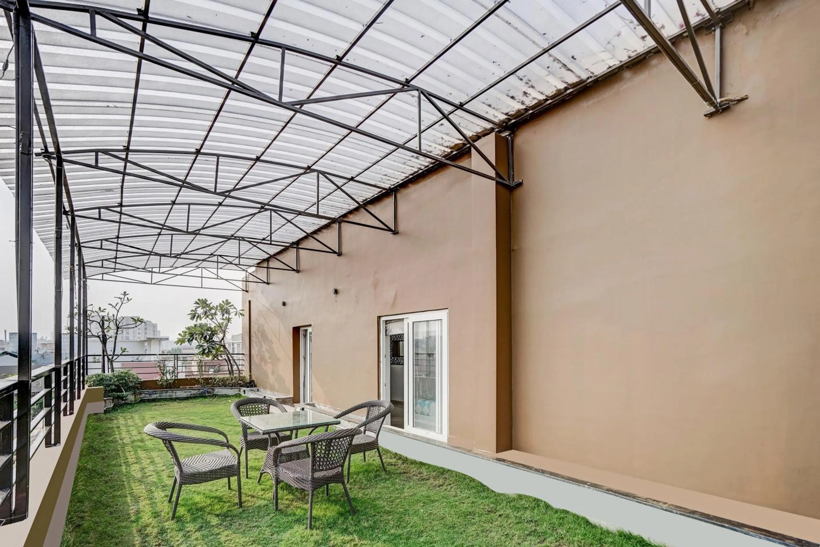 Lobby or reception in Capital O Sayhallo Prime Residency