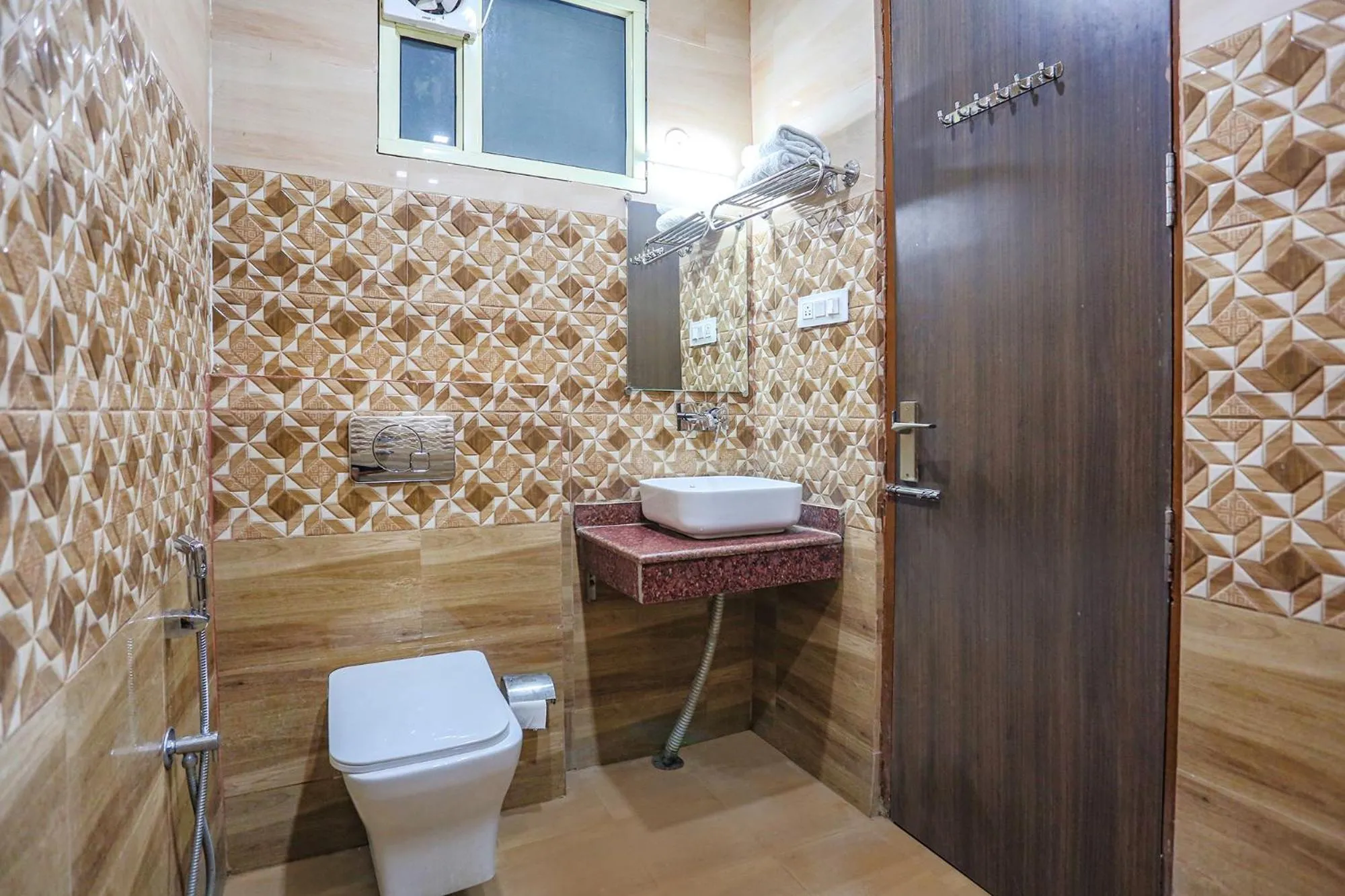 Bathroom in FabHotel Frolic